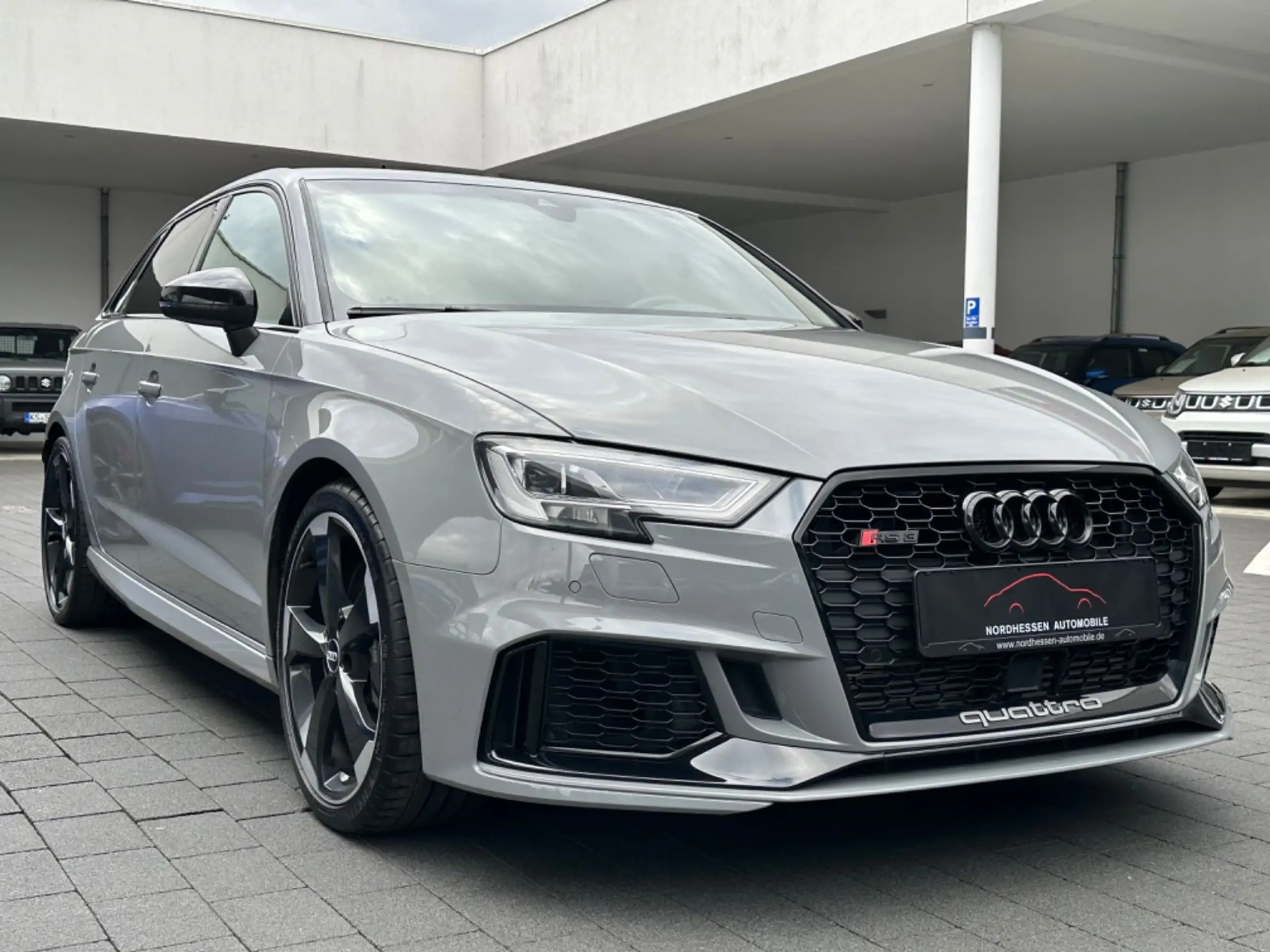 Audi - RS3