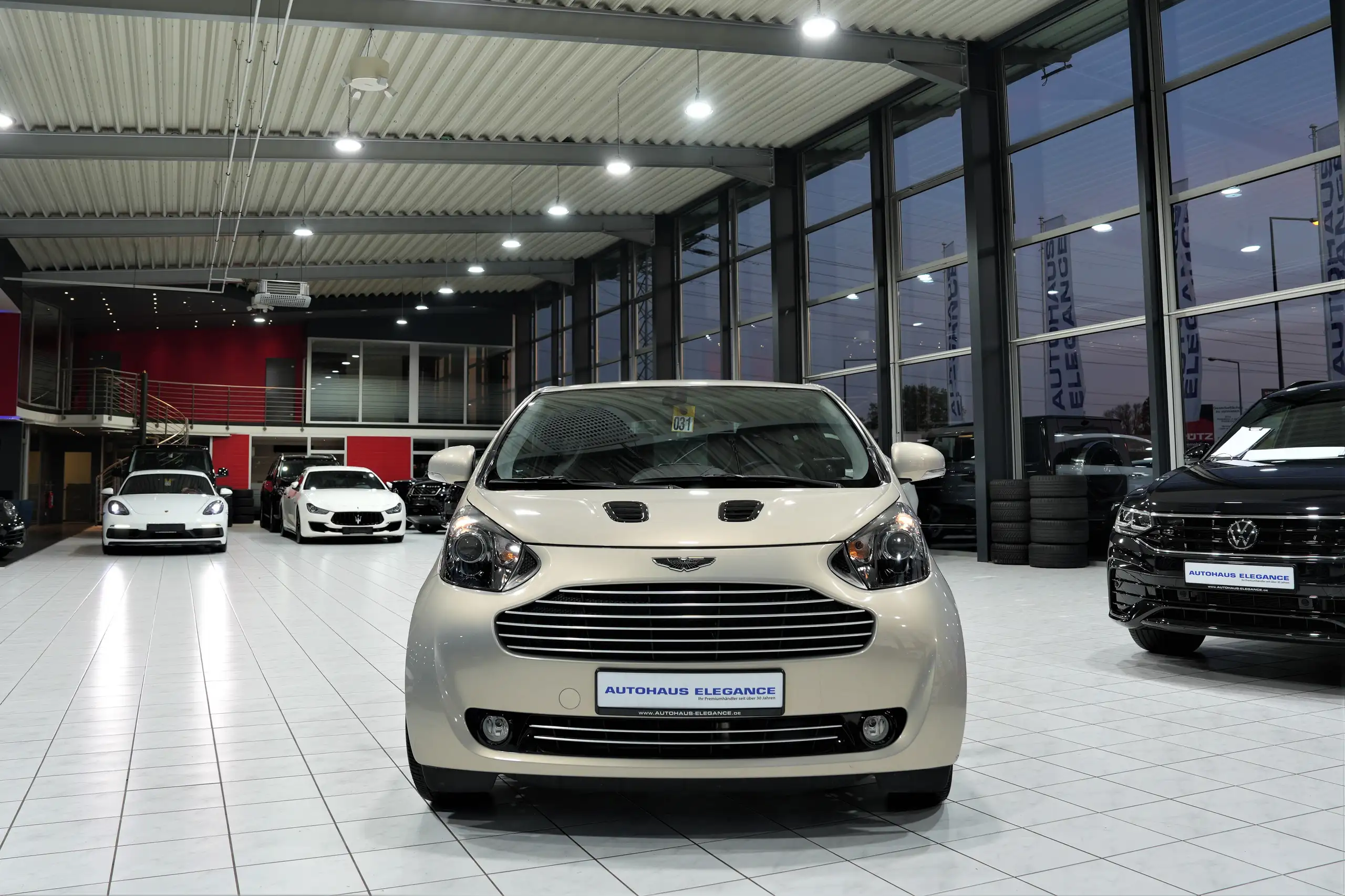 Aston Martin - Cygnet