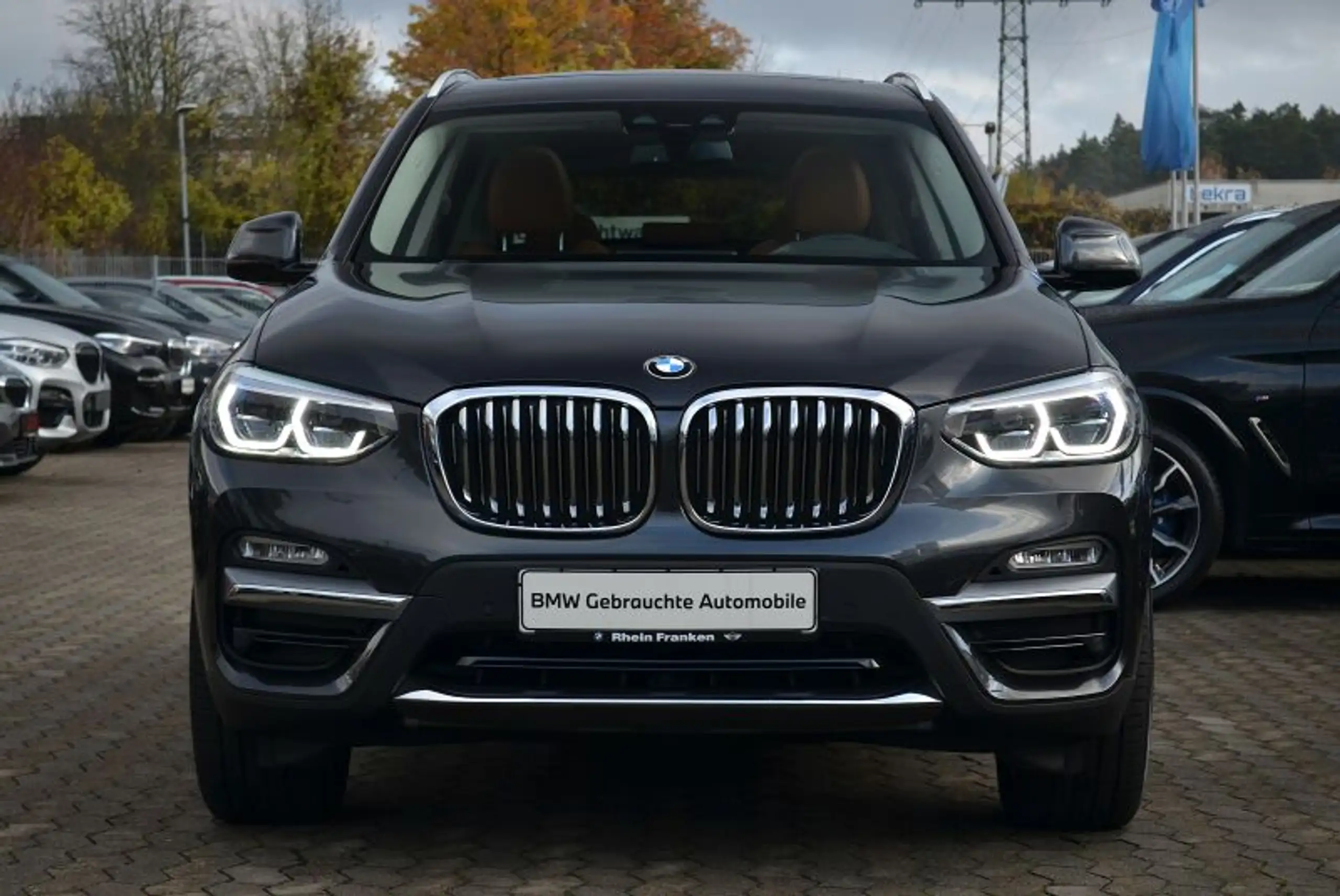 BMW - X3