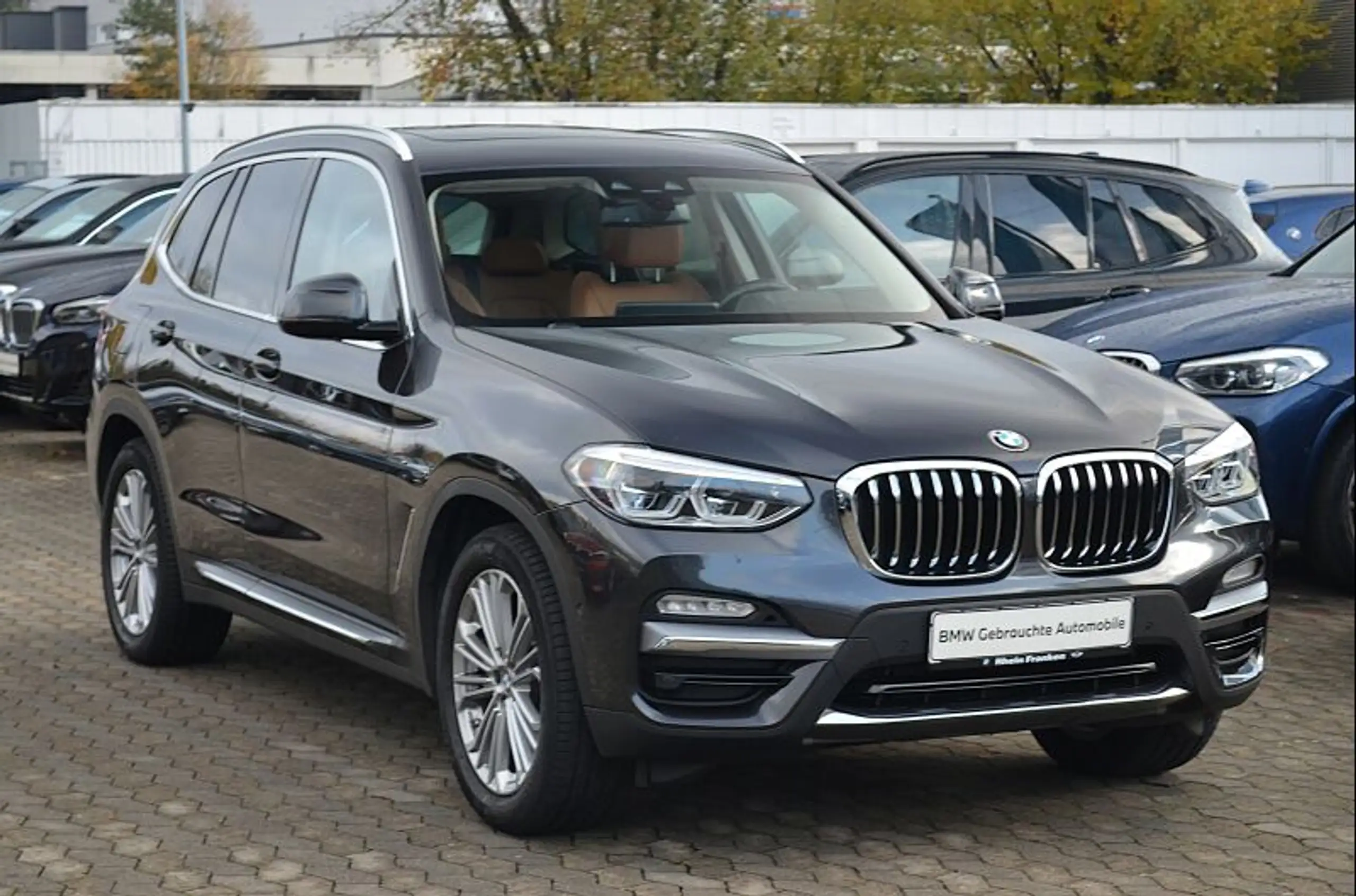 BMW - X3