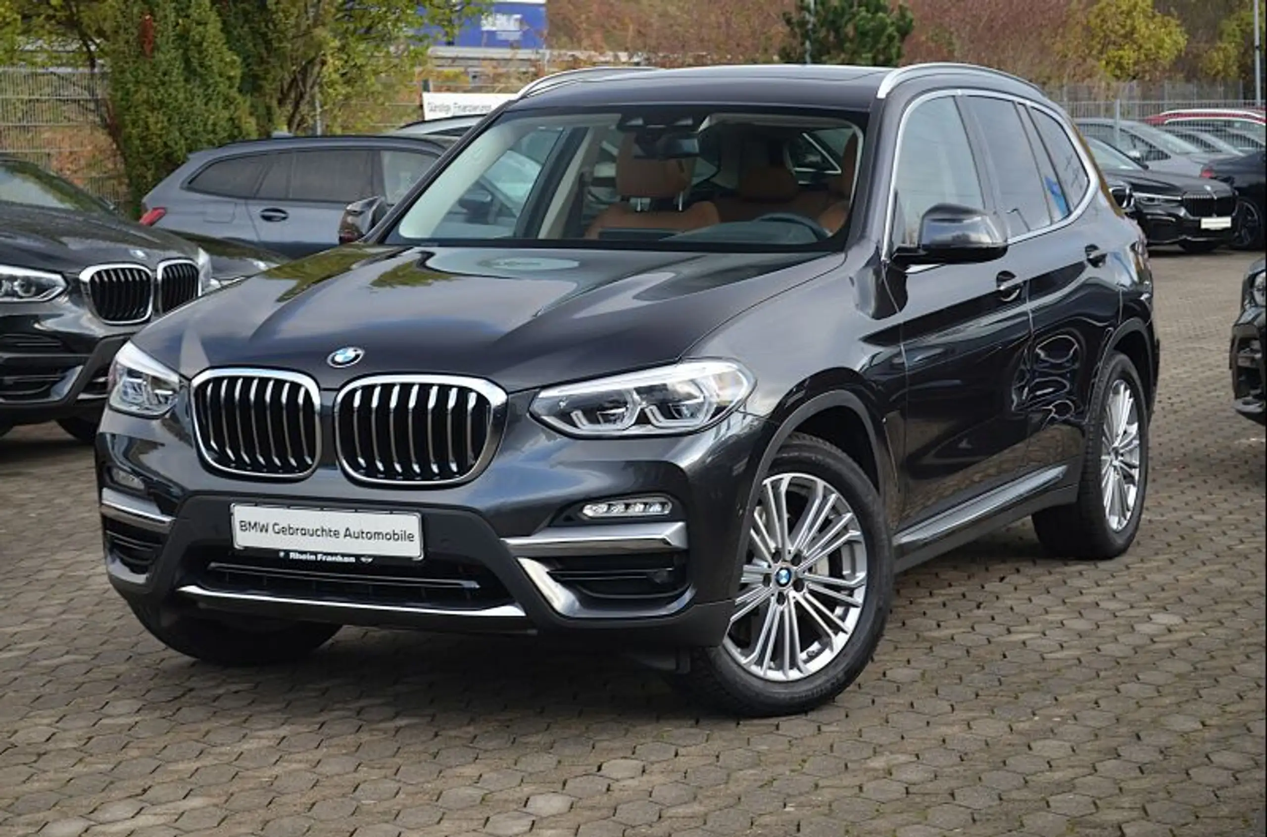 BMW - X3