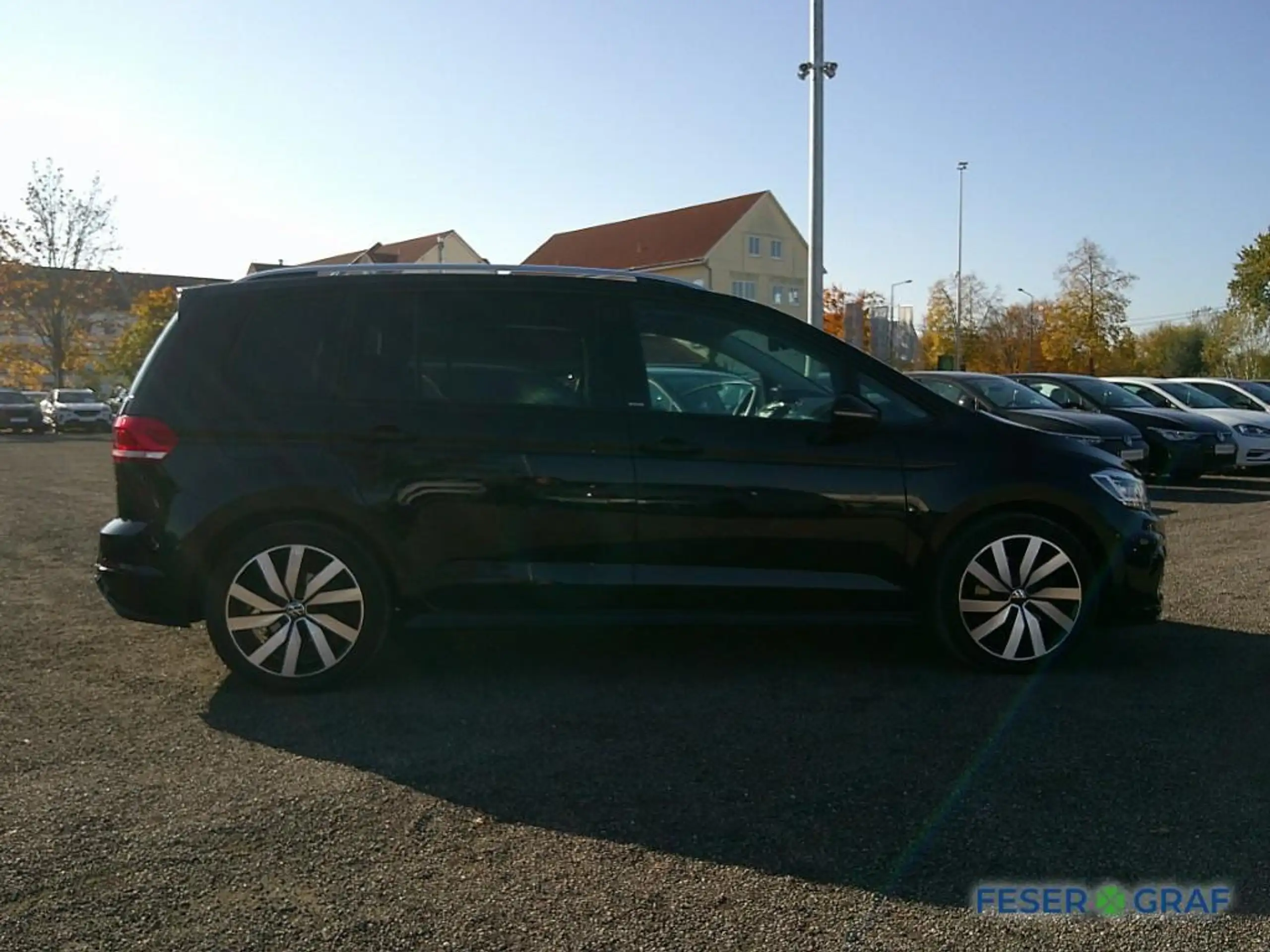 Volkswagen - Touran