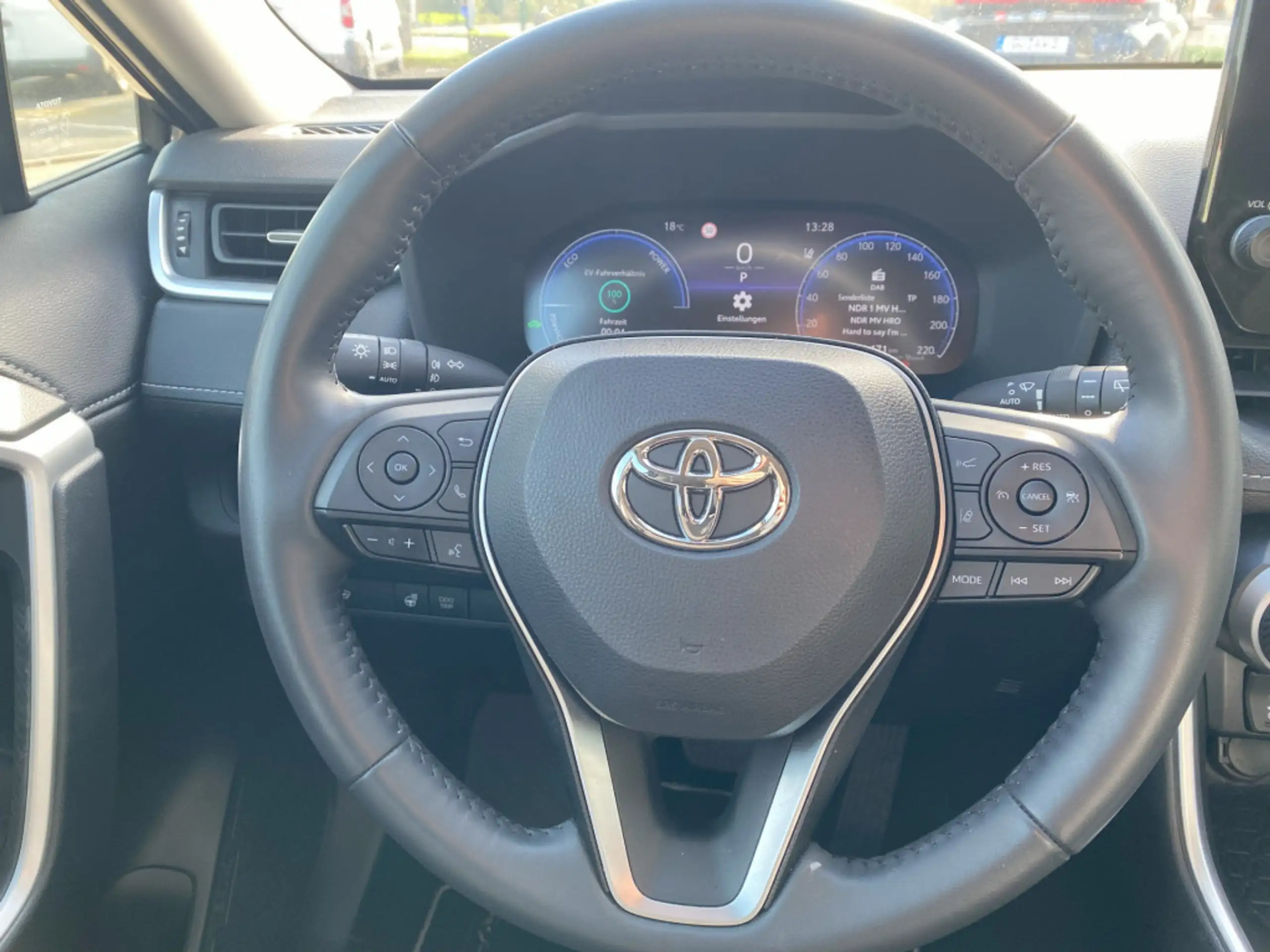 Toyota - RAV 4