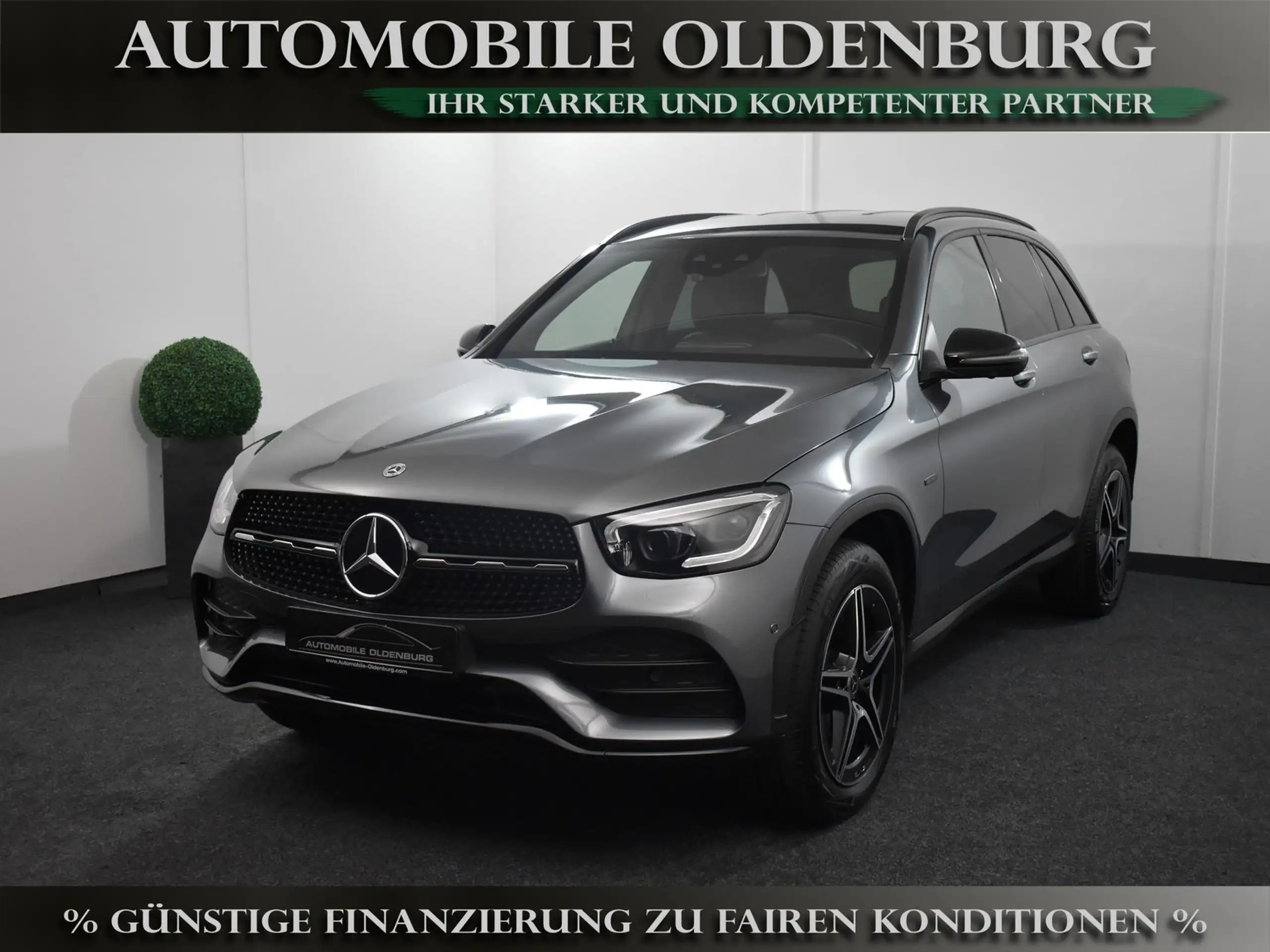 Mercedes-Benz - GLC 300