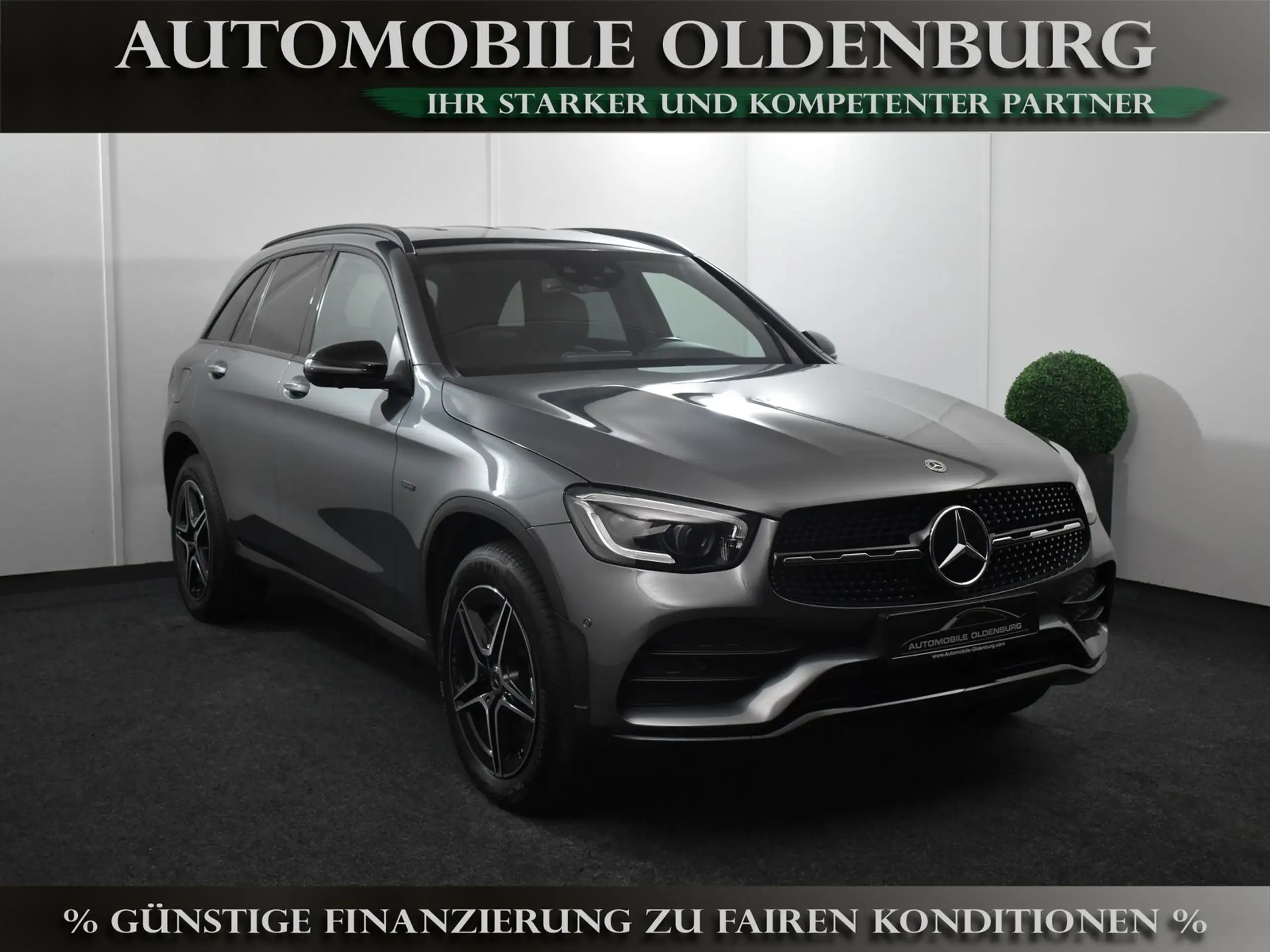 Mercedes-Benz - GLC 300