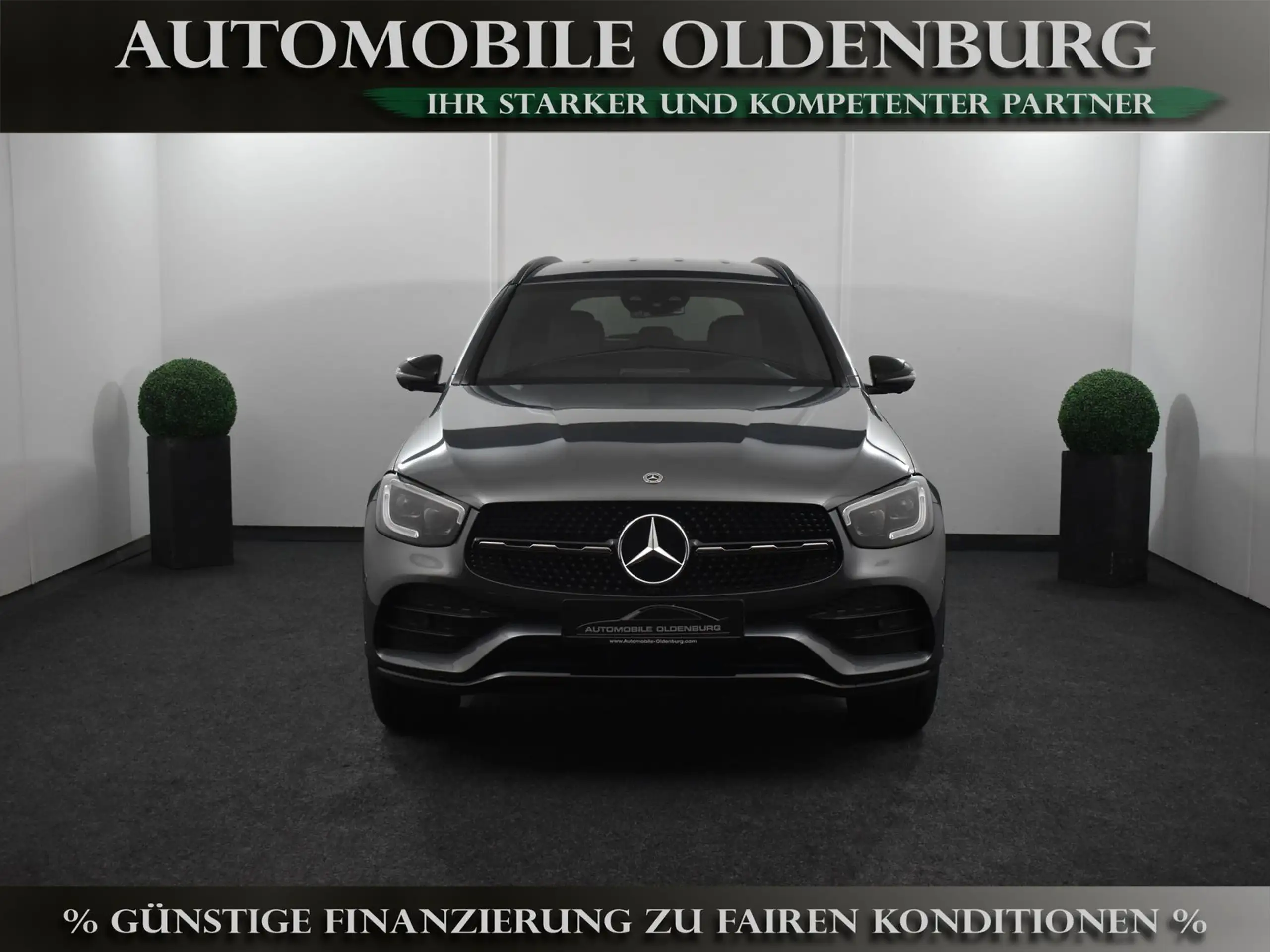 Mercedes-Benz - GLC 300