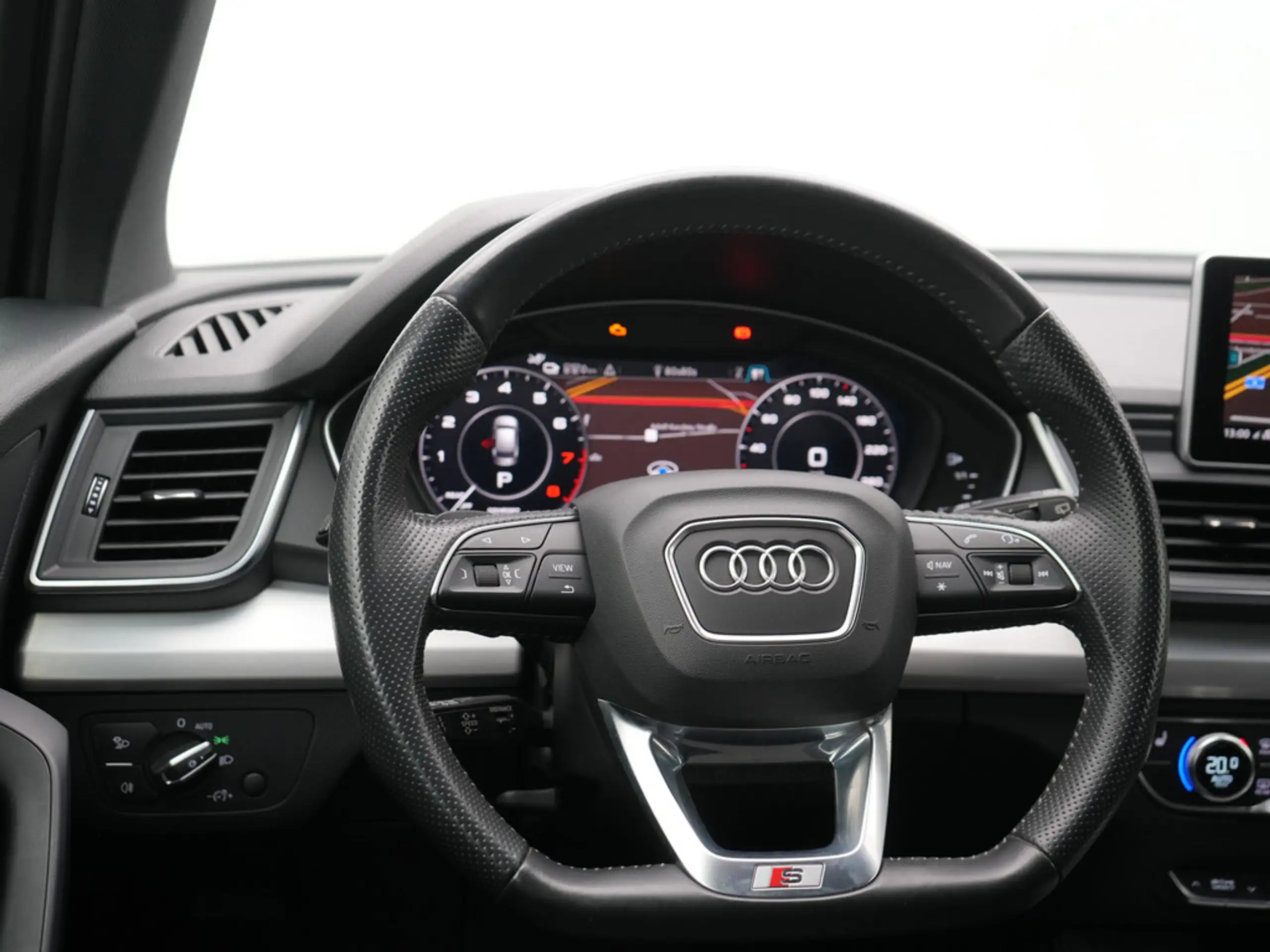 Audi - Q5