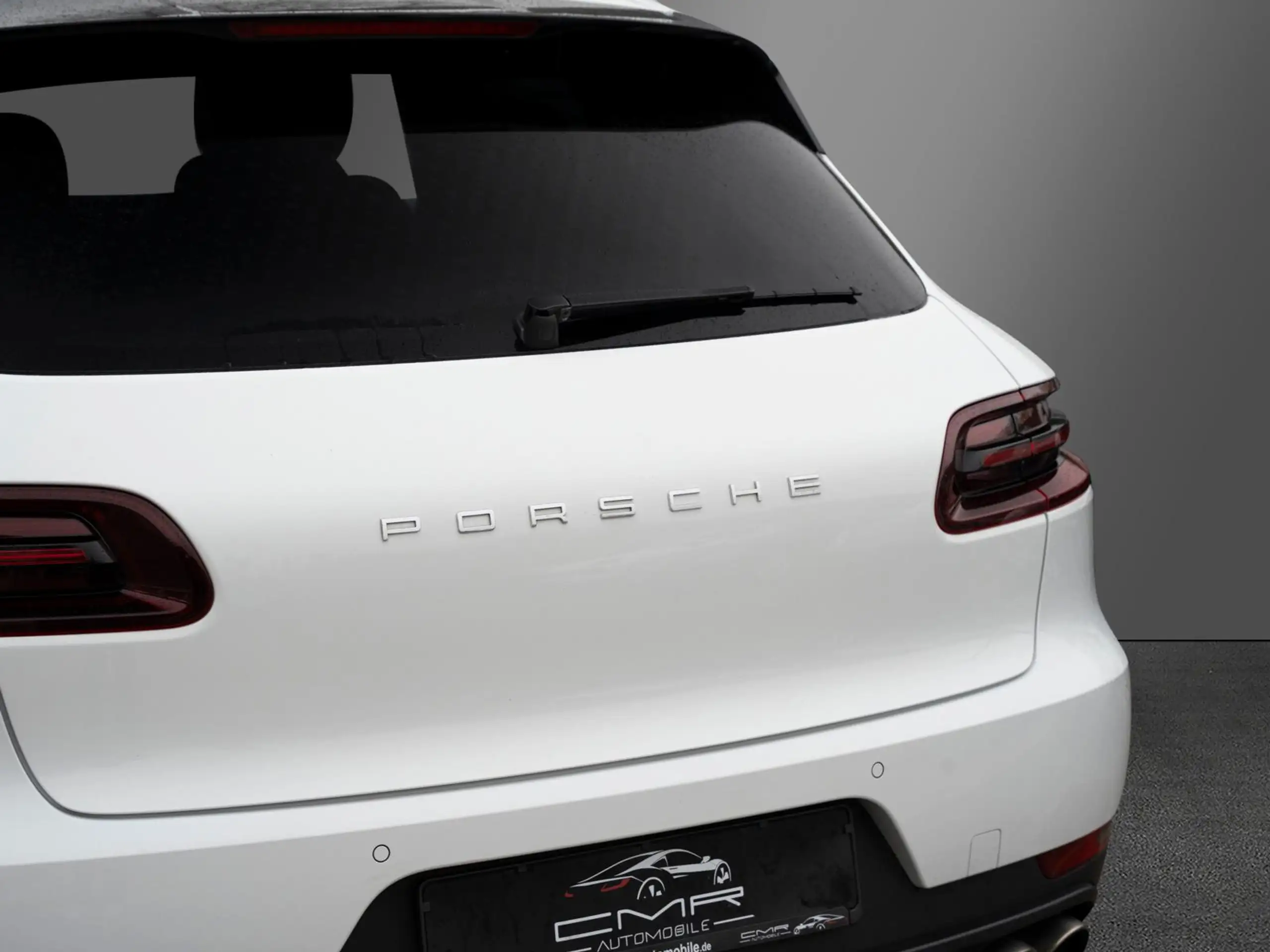 Porsche - Macan