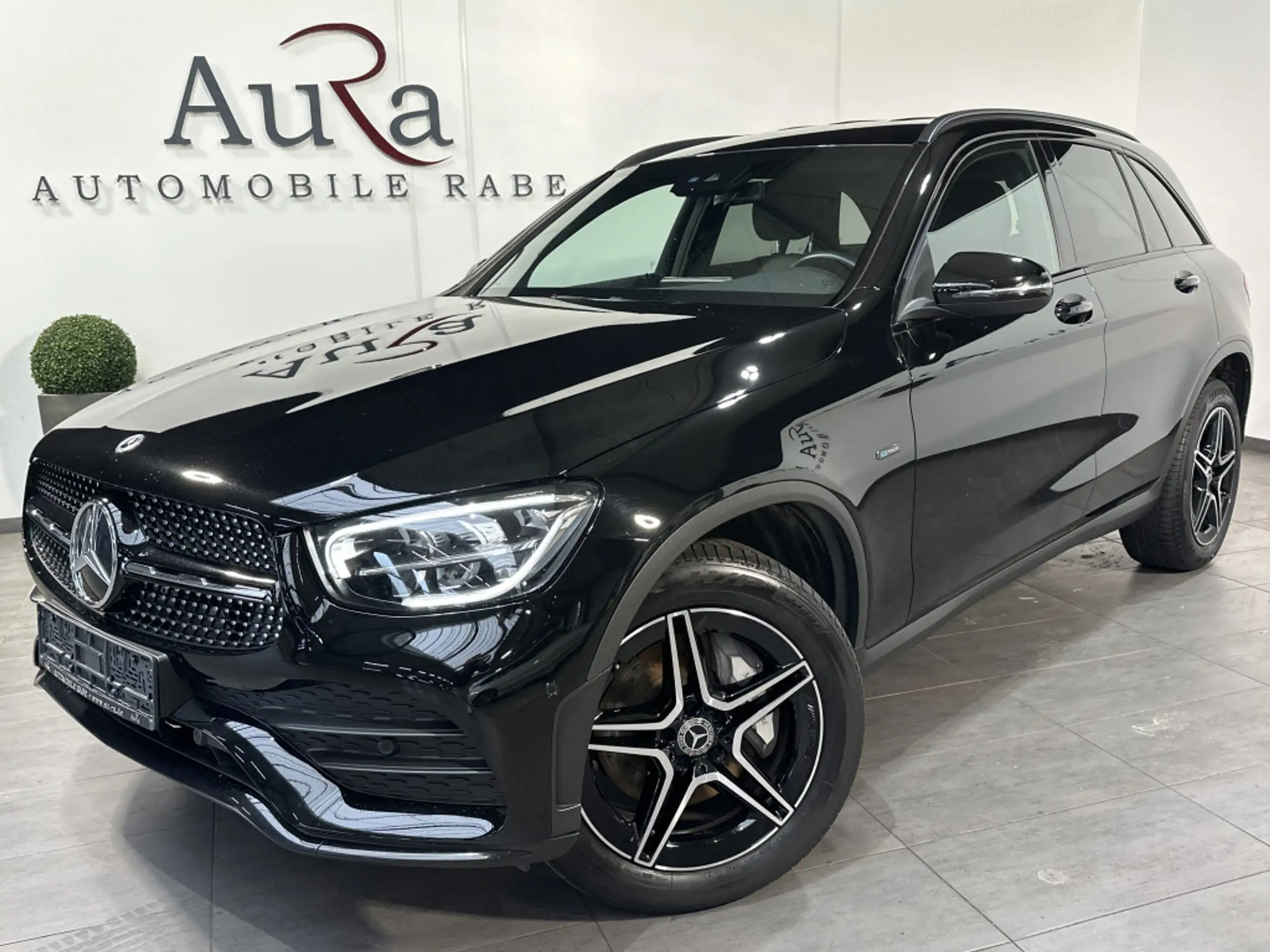 Mercedes-Benz GLC 300 2021