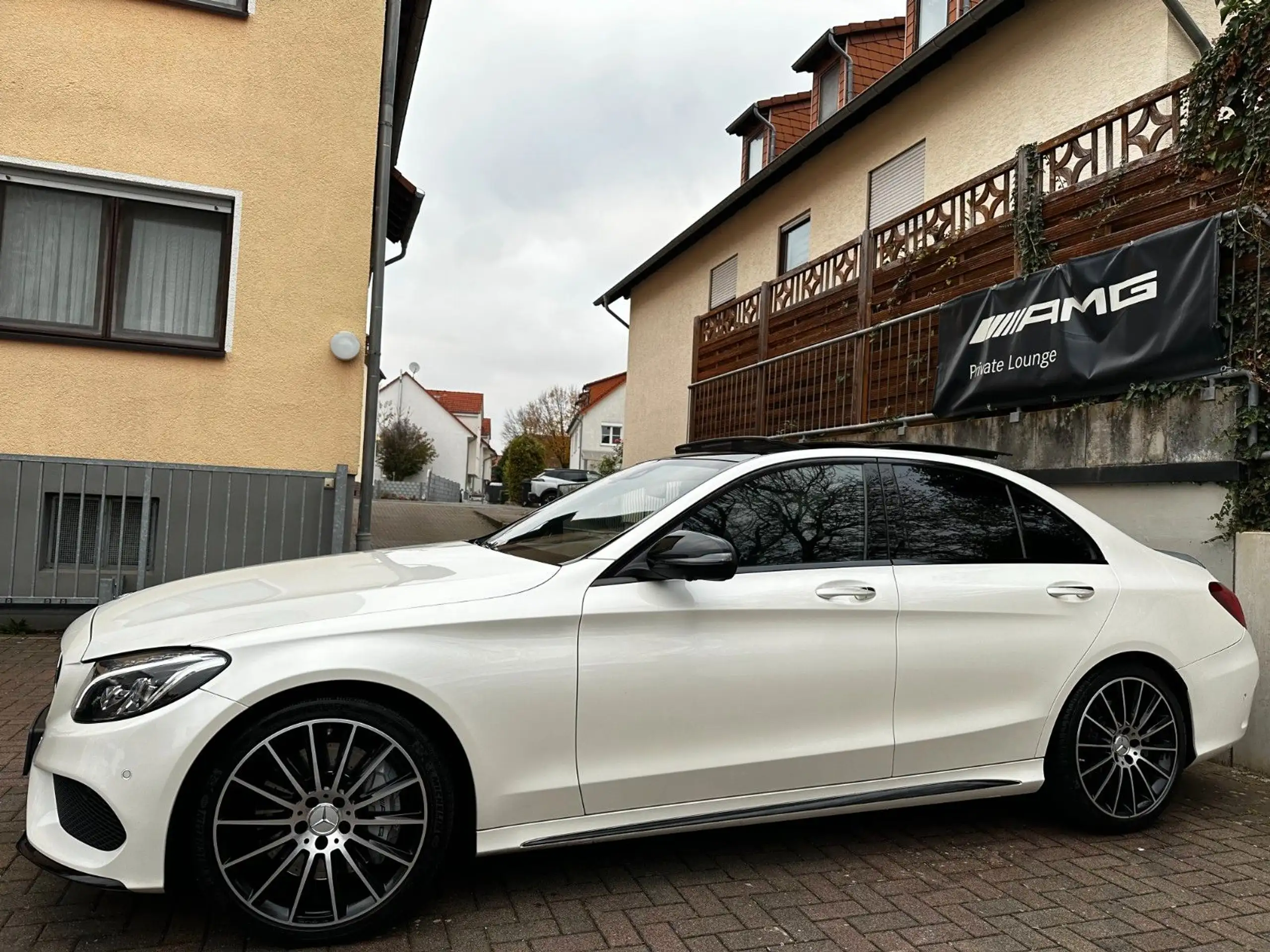 Mercedes-Benz - C 43 AMG