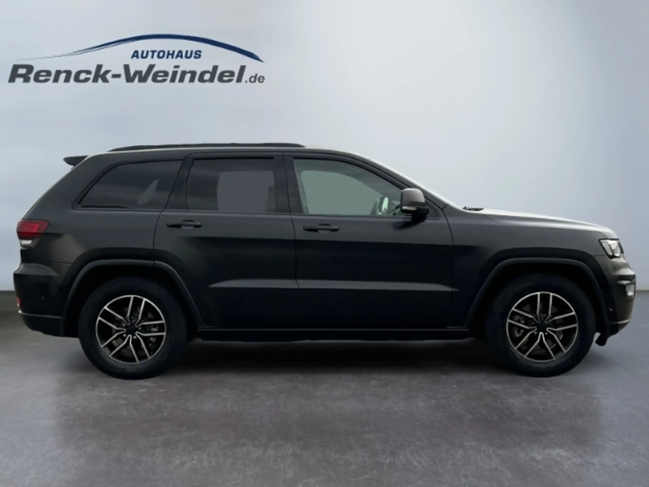 Jeep - Grand Cherokee