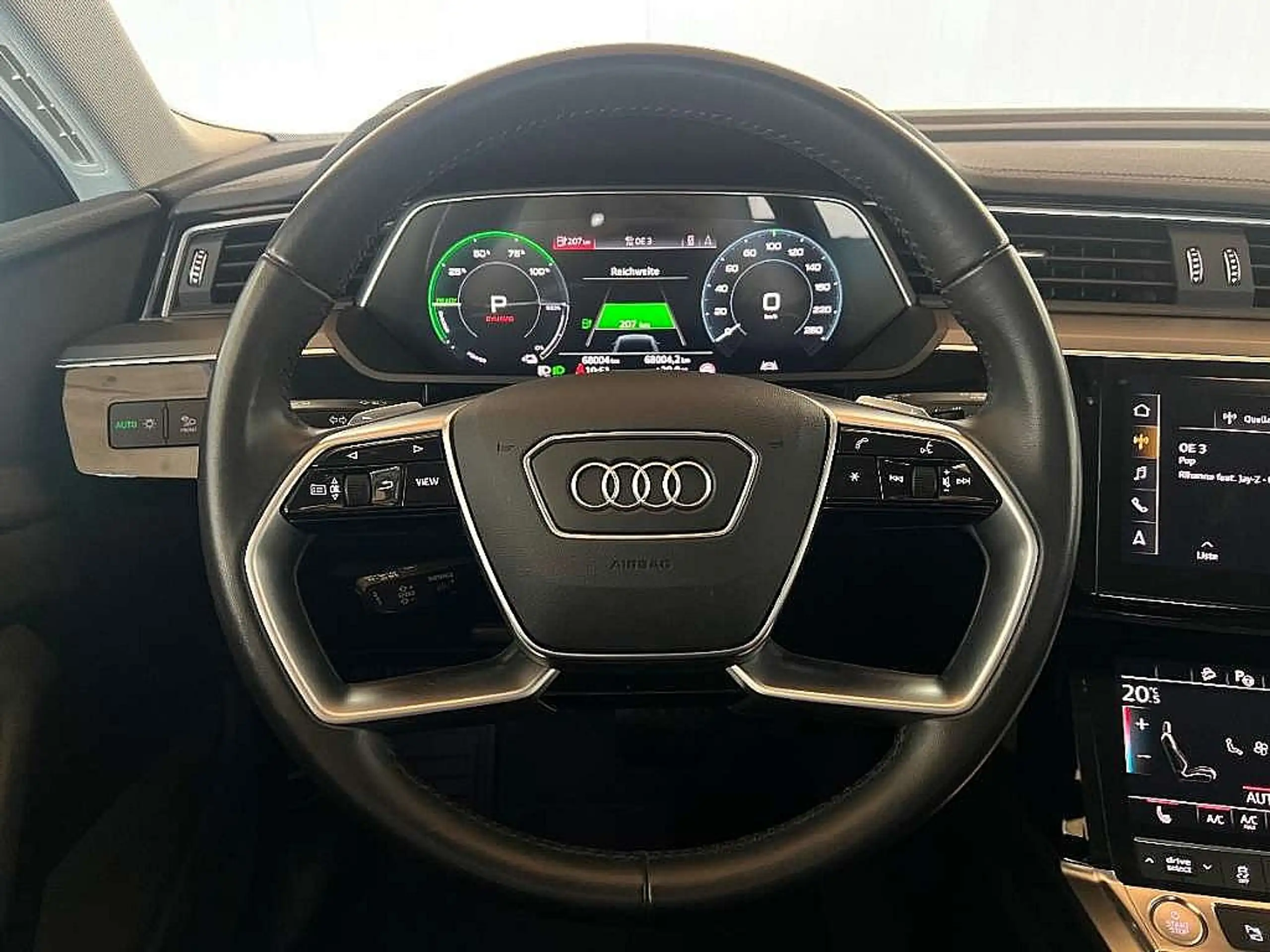 Audi - e-tron