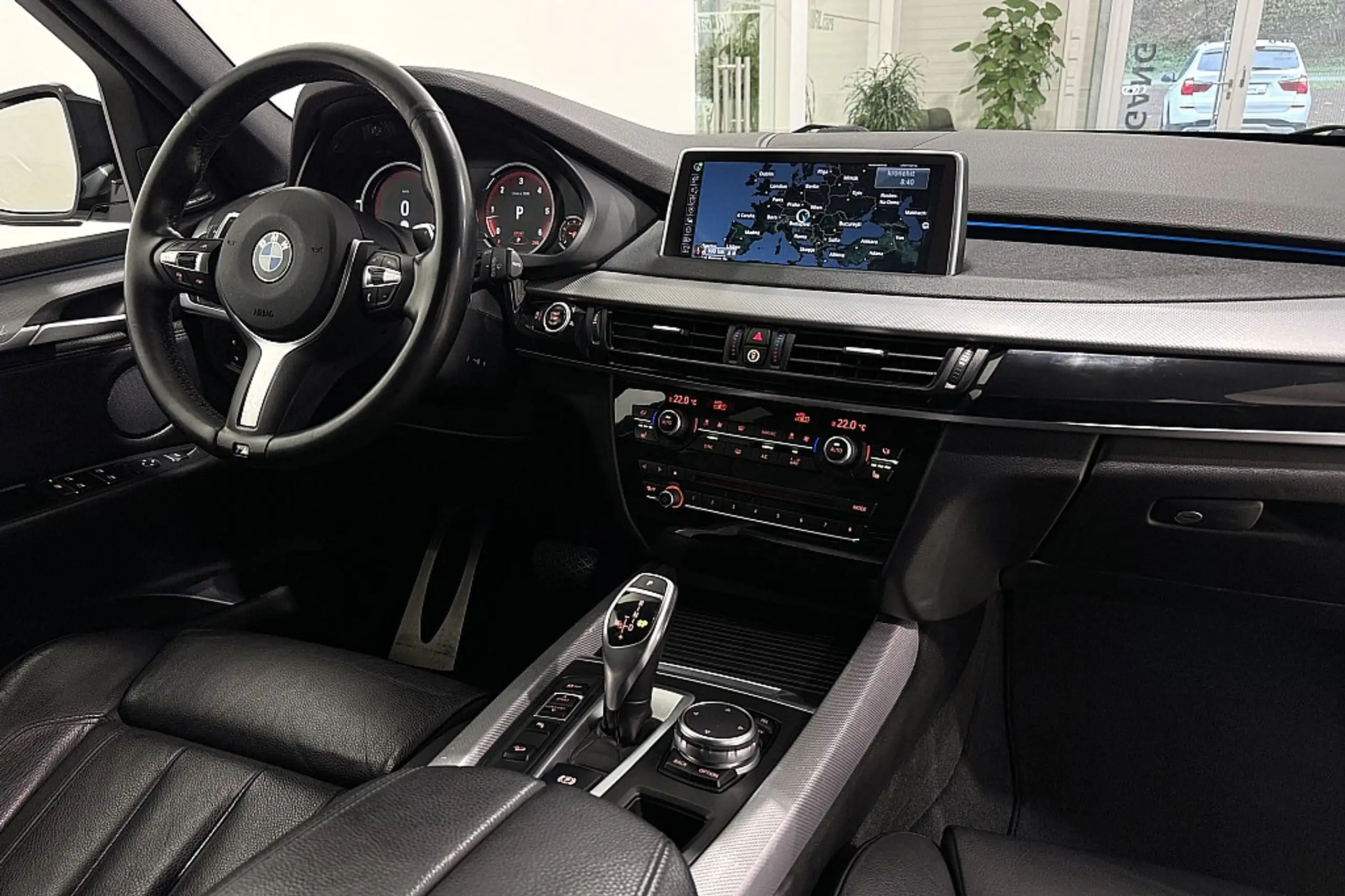 BMW - X5