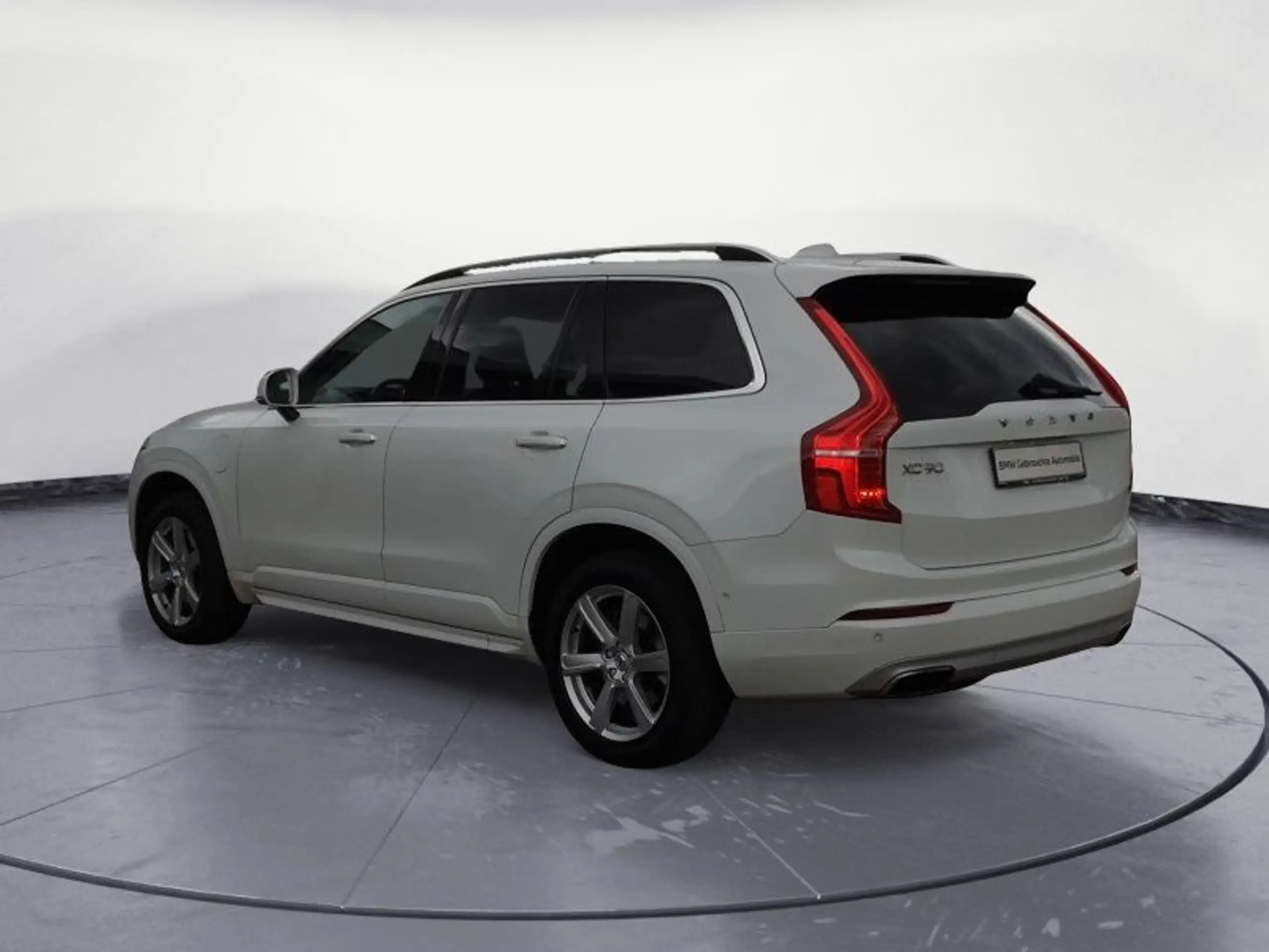 Volvo - XC90