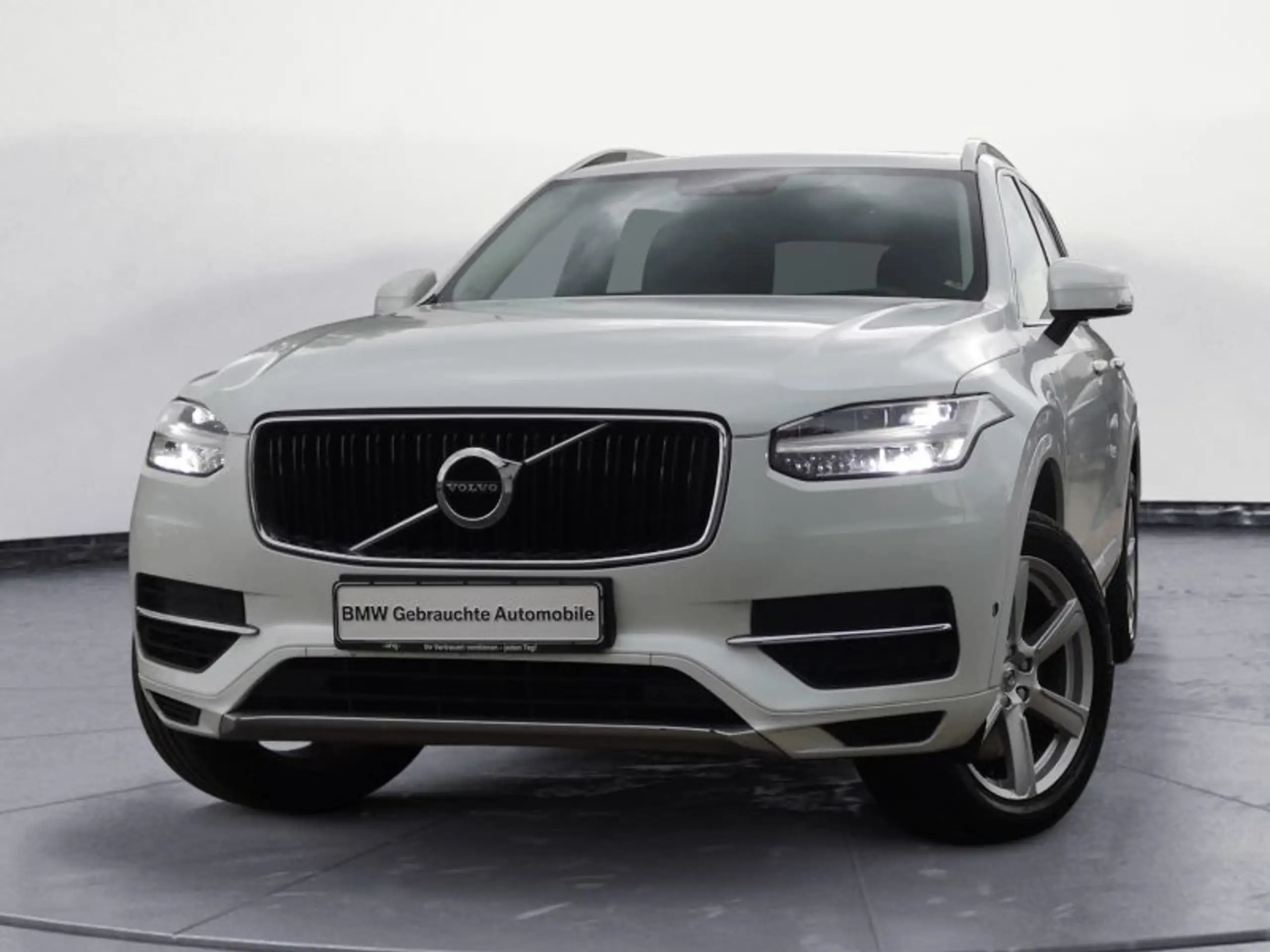 Volvo - XC90