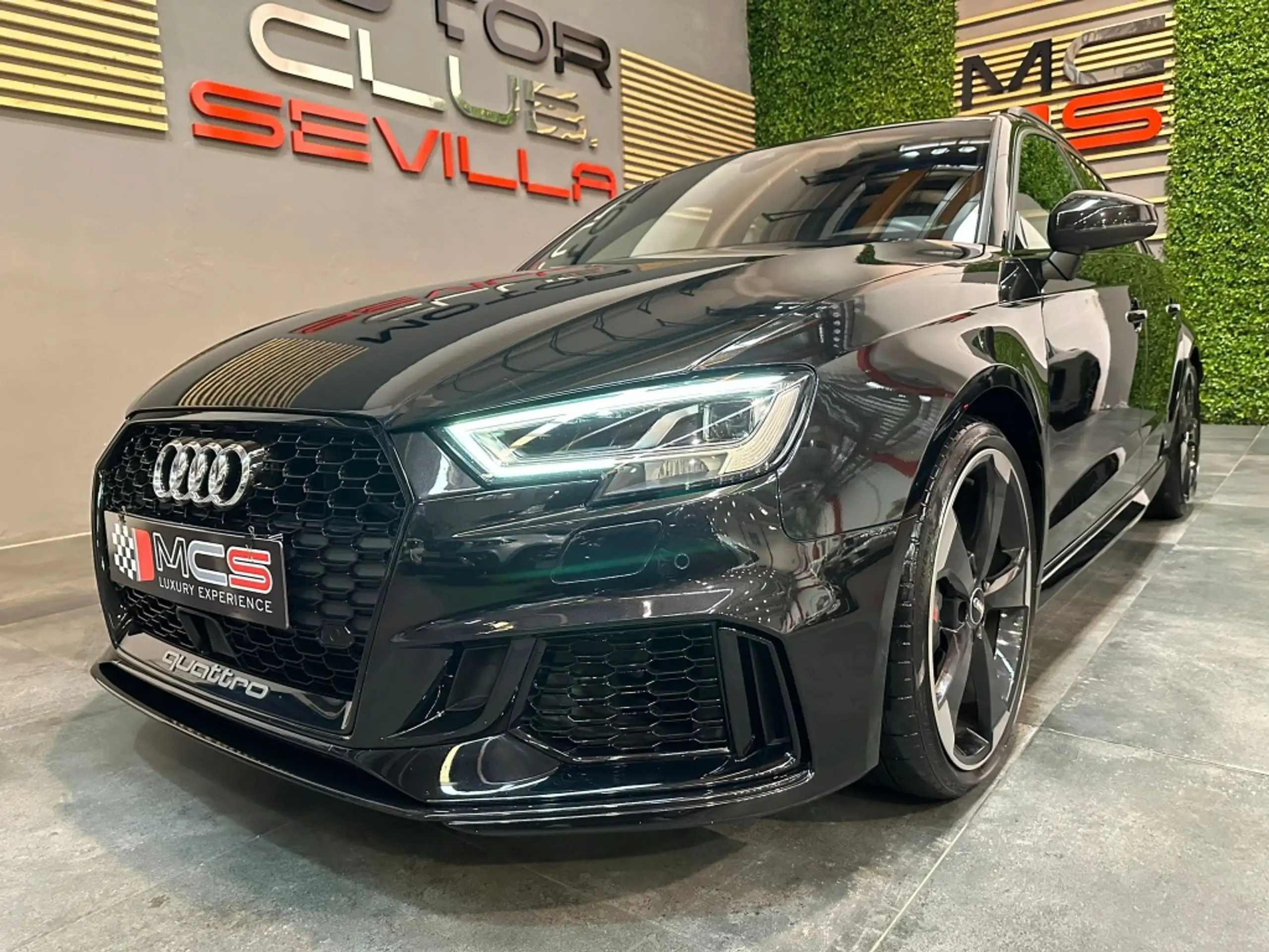 Audi - RS3