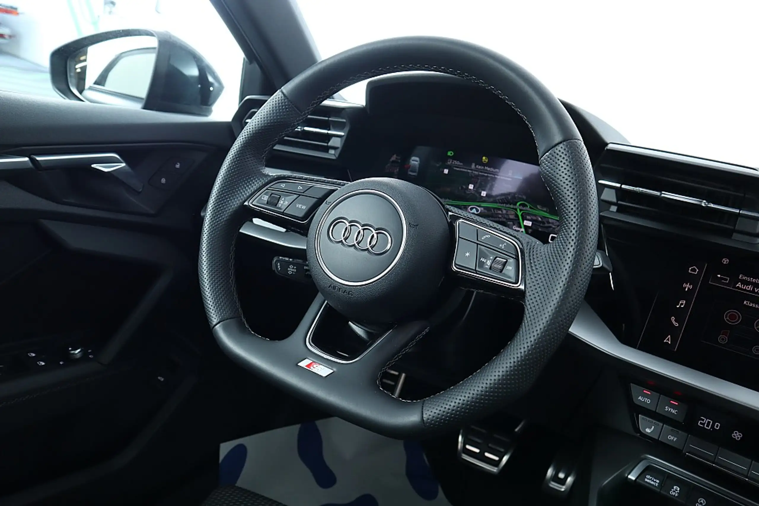 Audi - A3