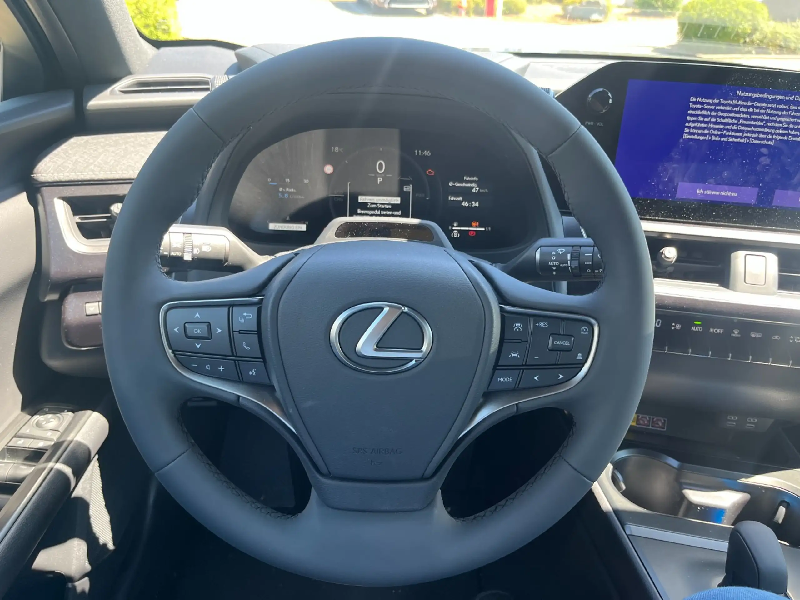 Lexus - UX 300e