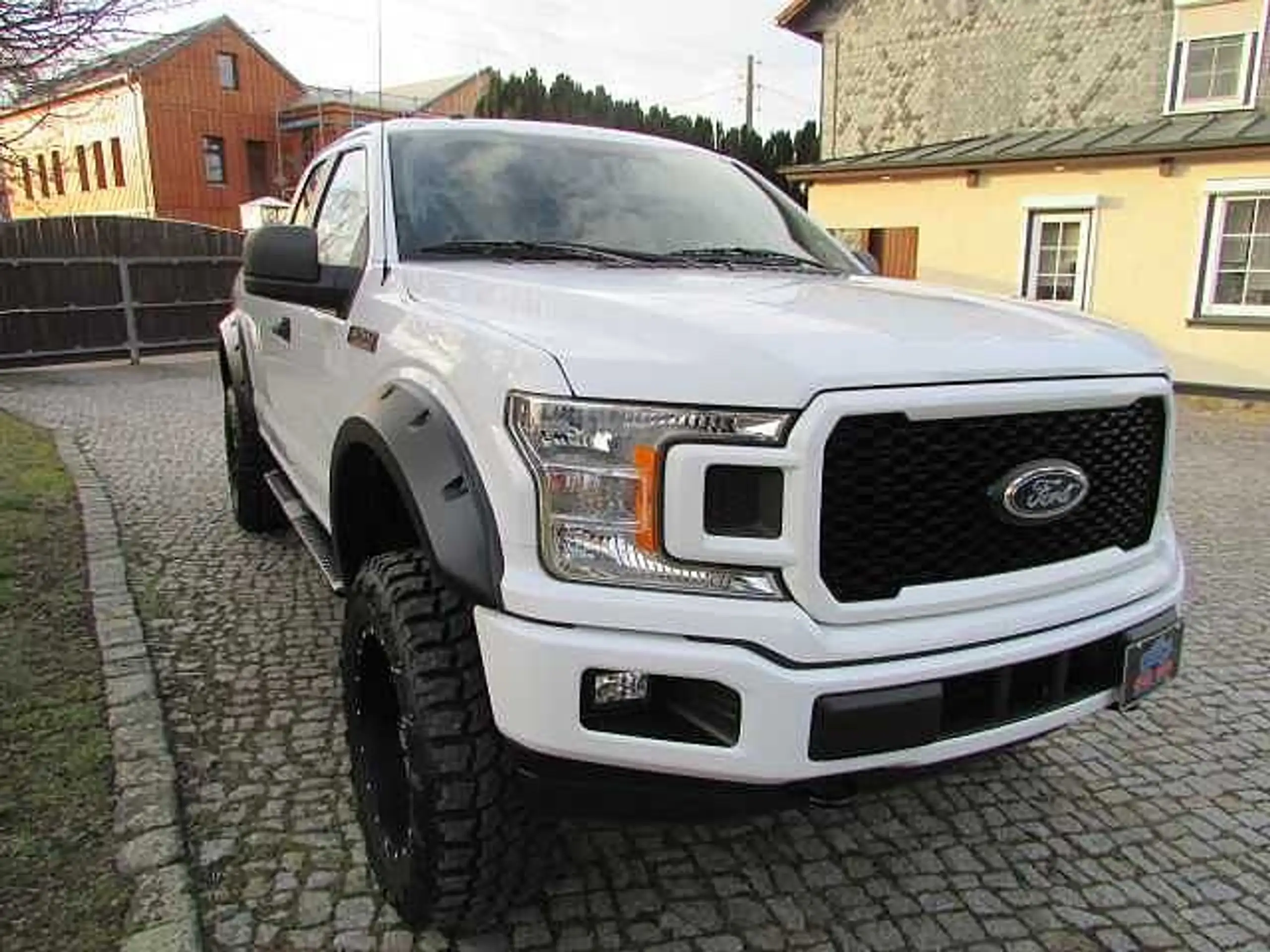 Ford - F 150