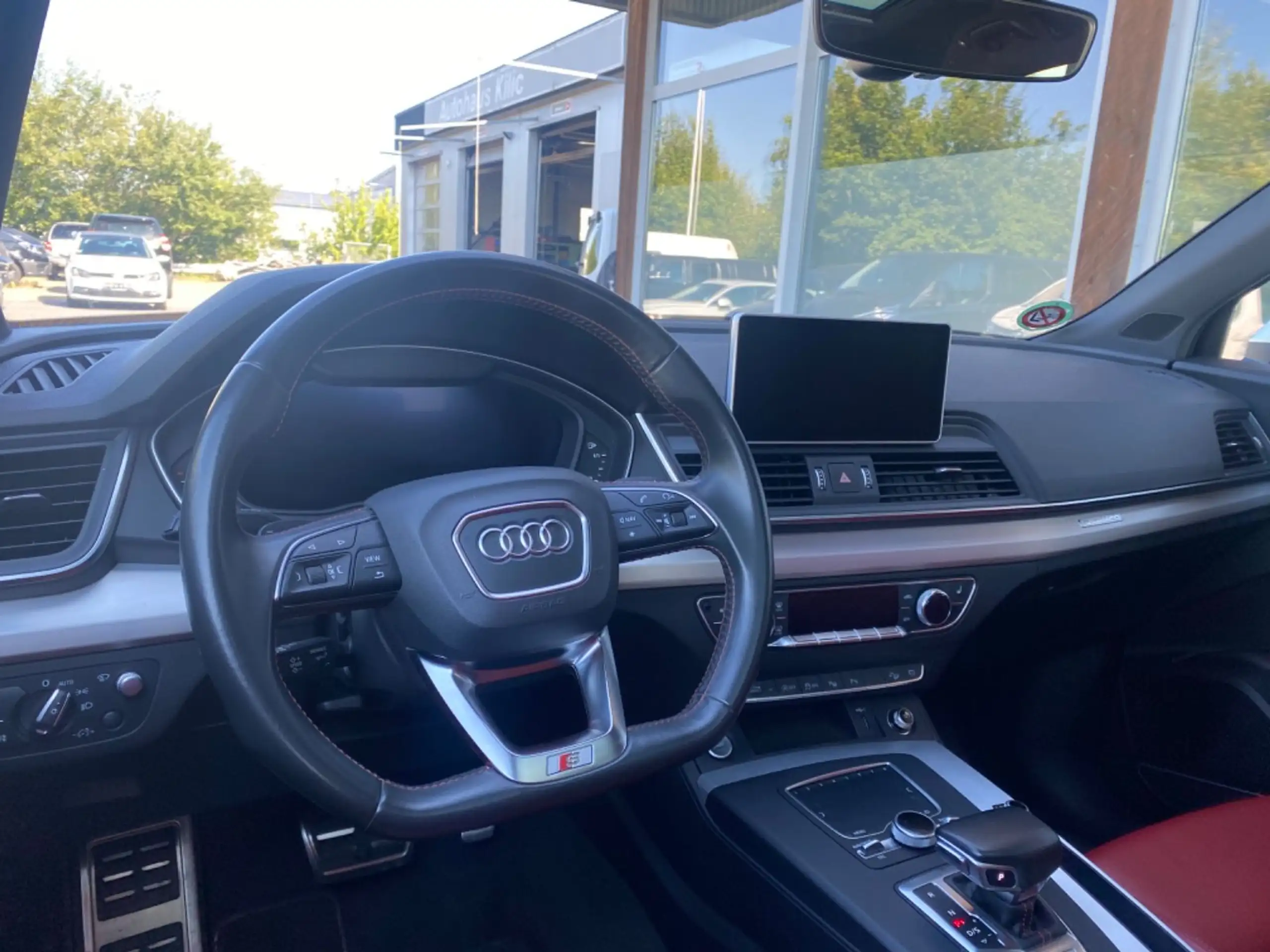 Audi - SQ5