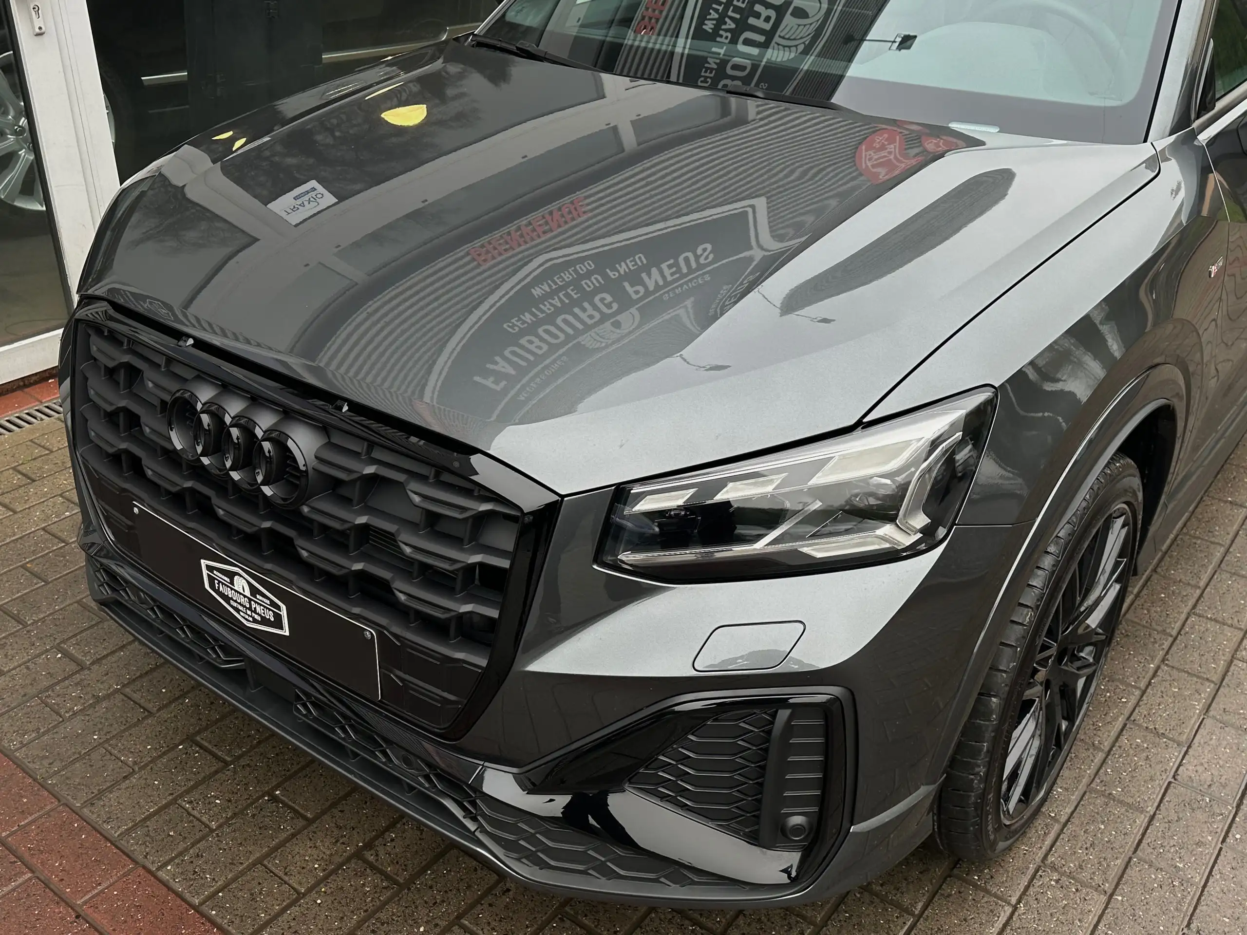 Audi - Q2