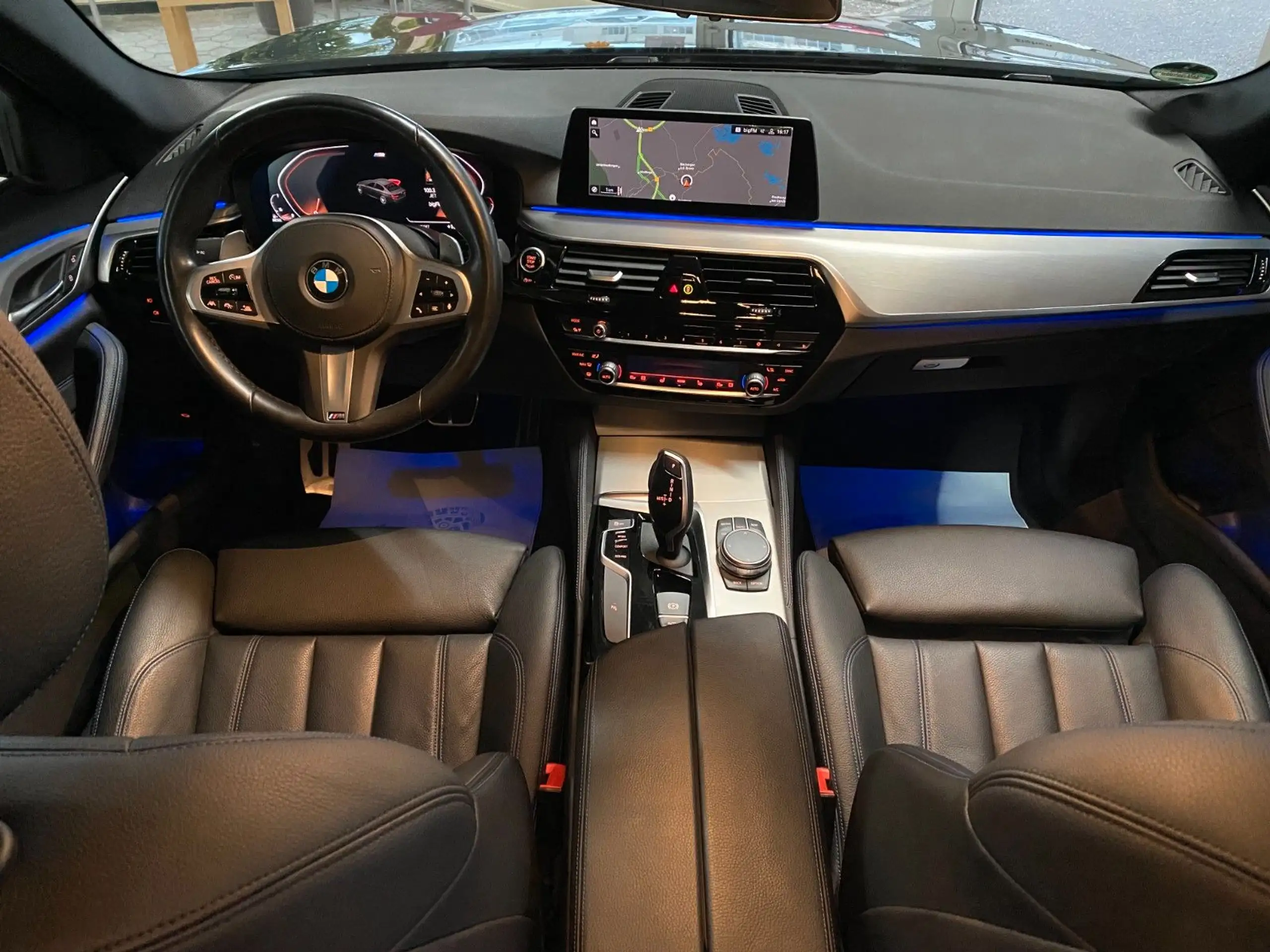 BMW - 540