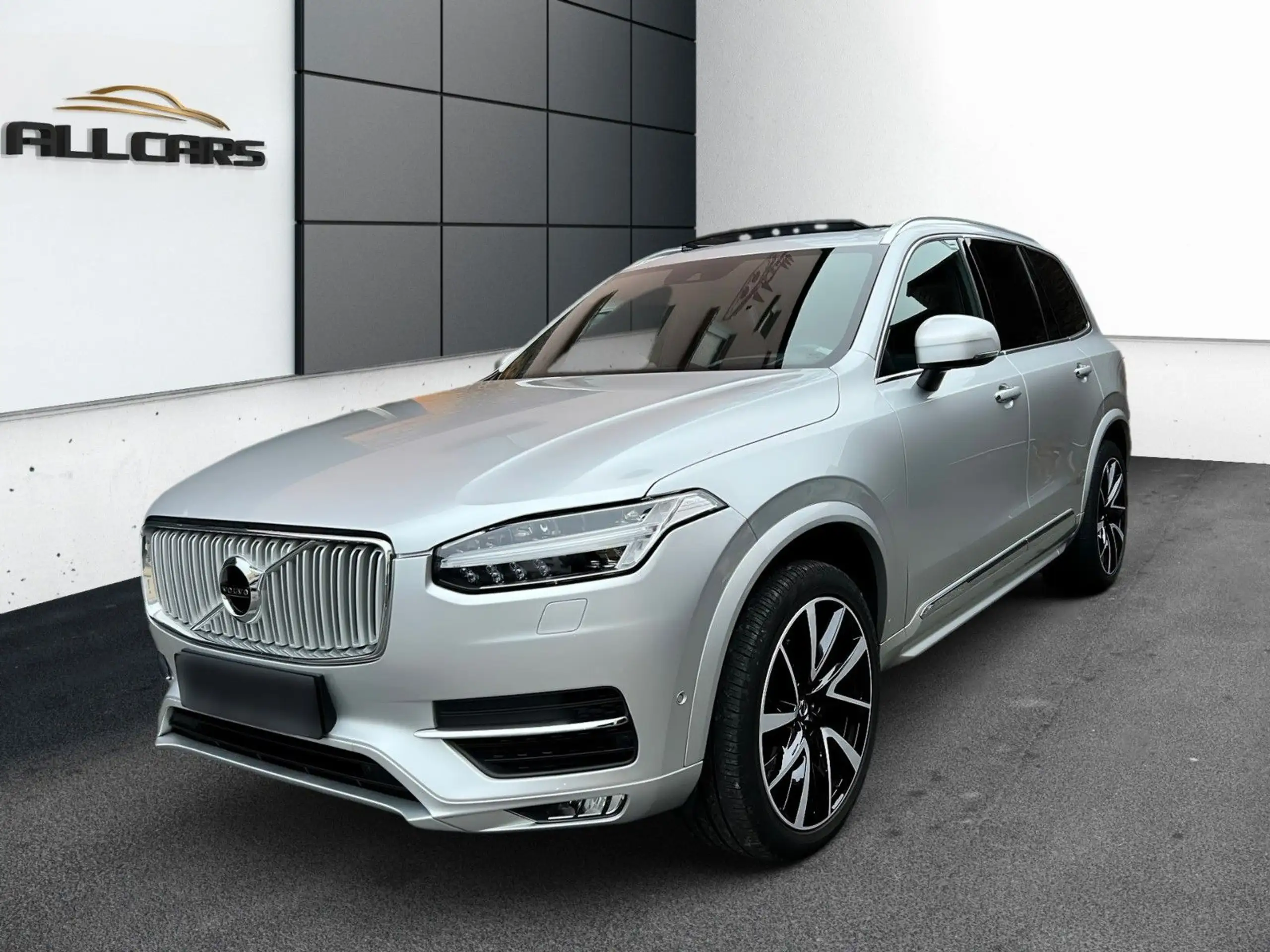 Volvo - XC90