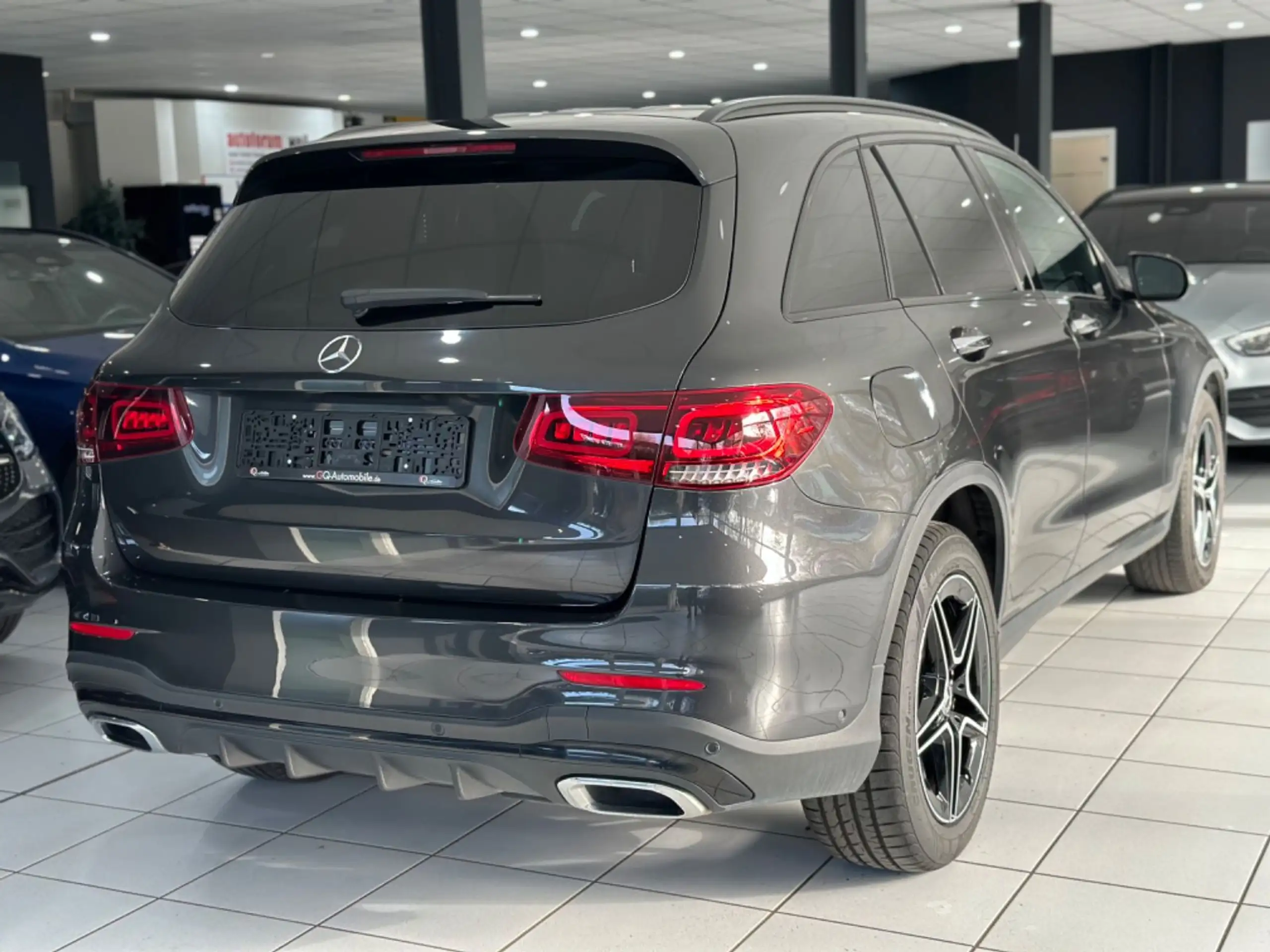 Mercedes-Benz - GLC 220