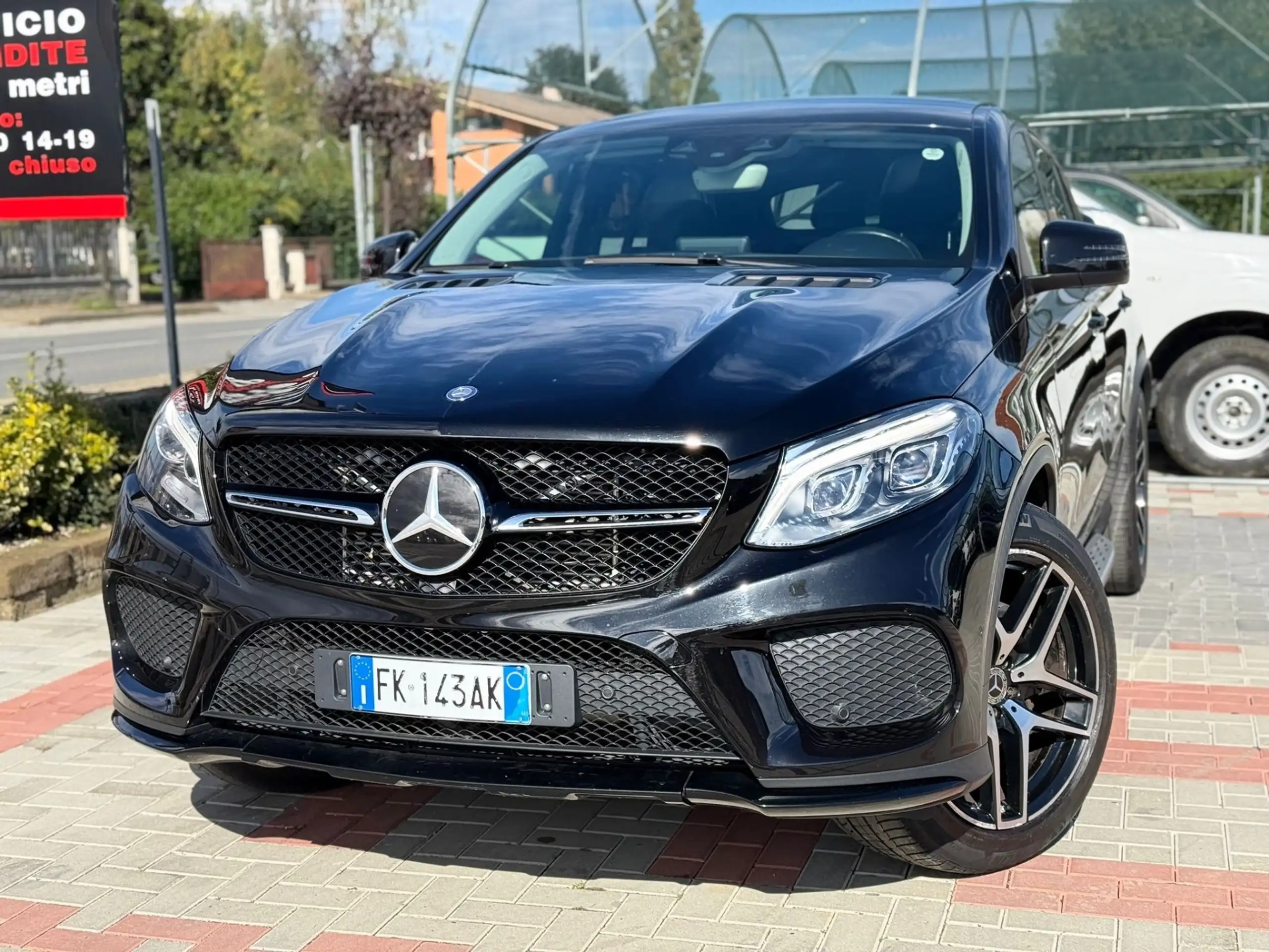 Mercedes-Benz - GLE 350