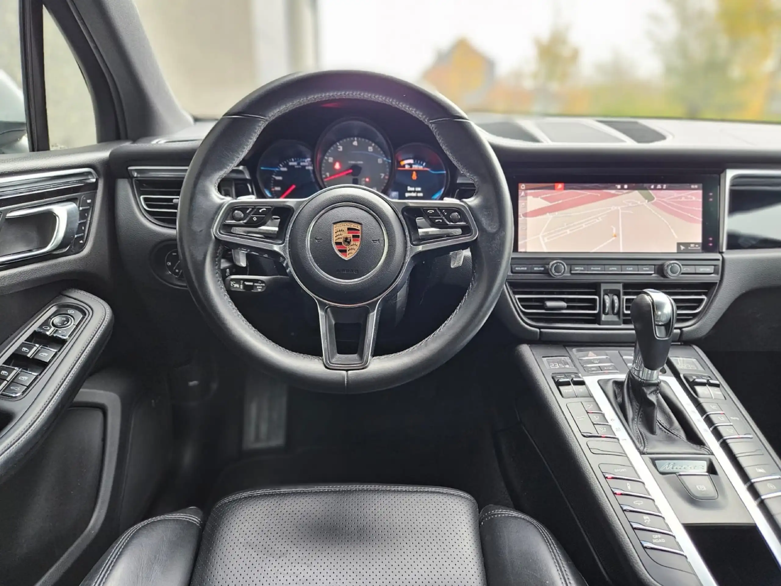 Porsche - Macan