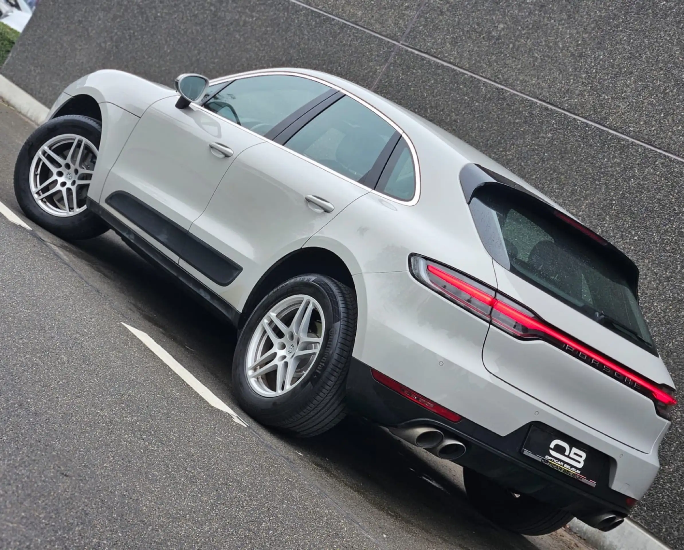 Porsche - Macan