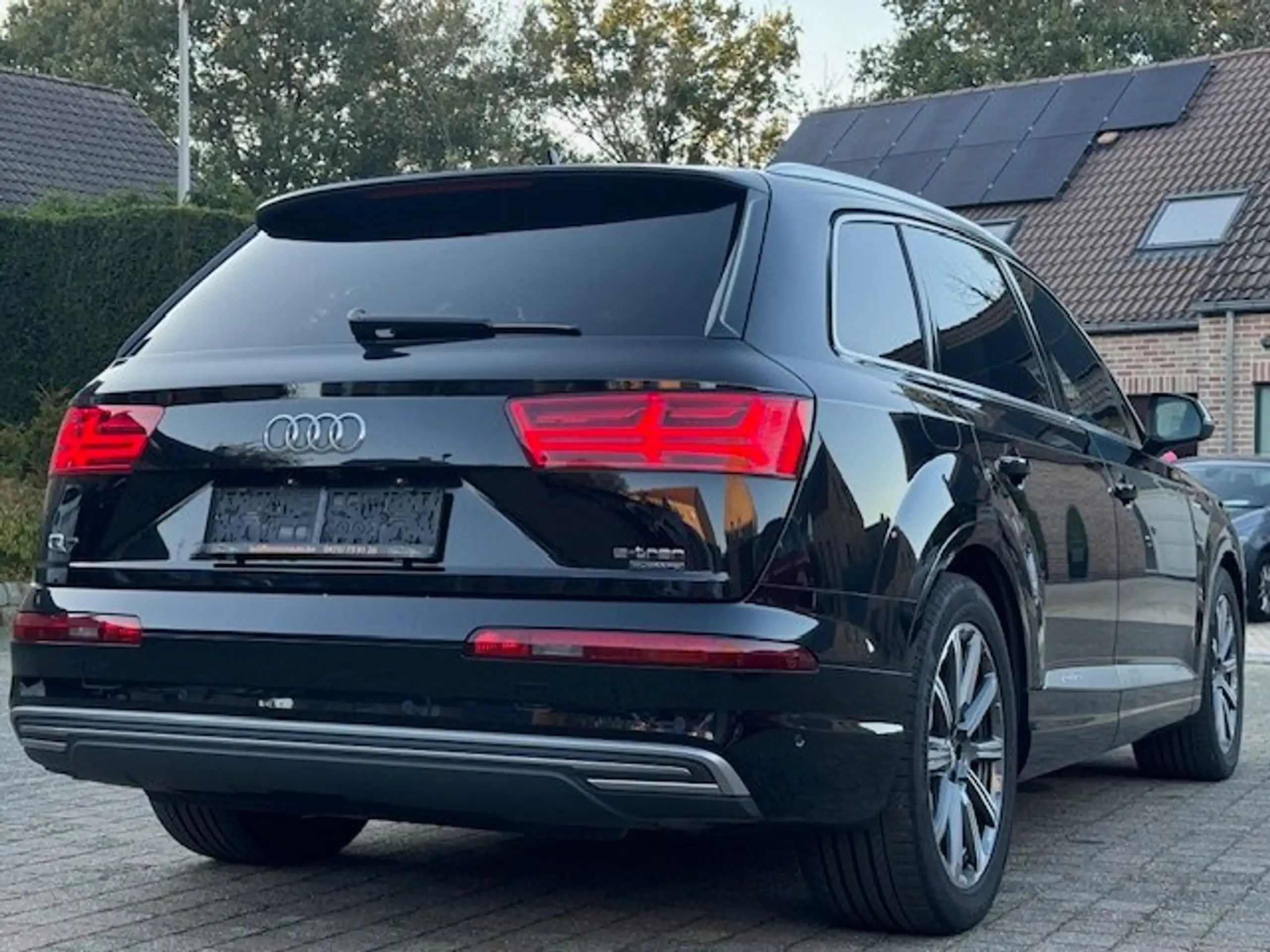 Audi - Q7