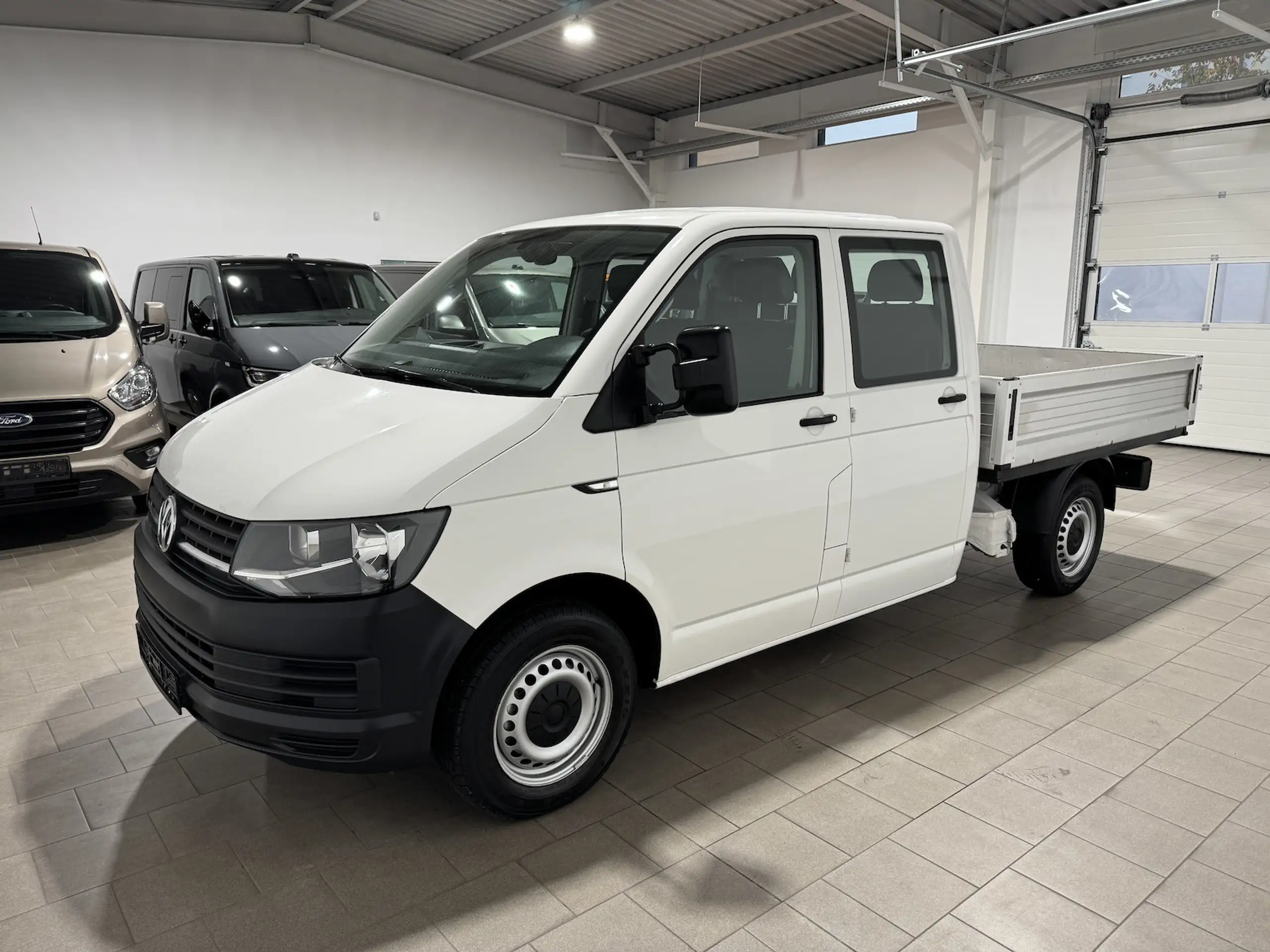 Volkswagen - T6 Transporter