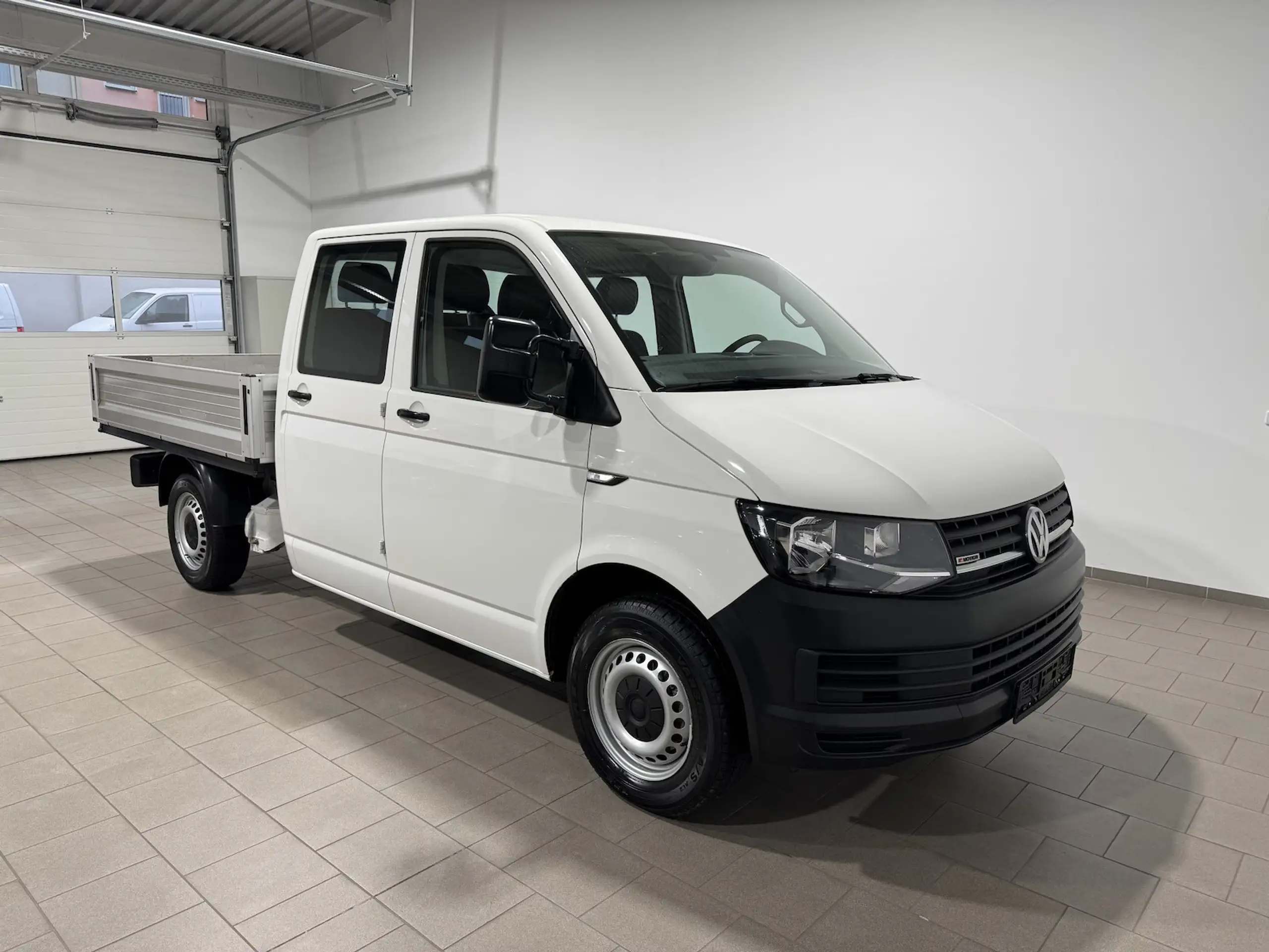 Volkswagen - T6 Transporter