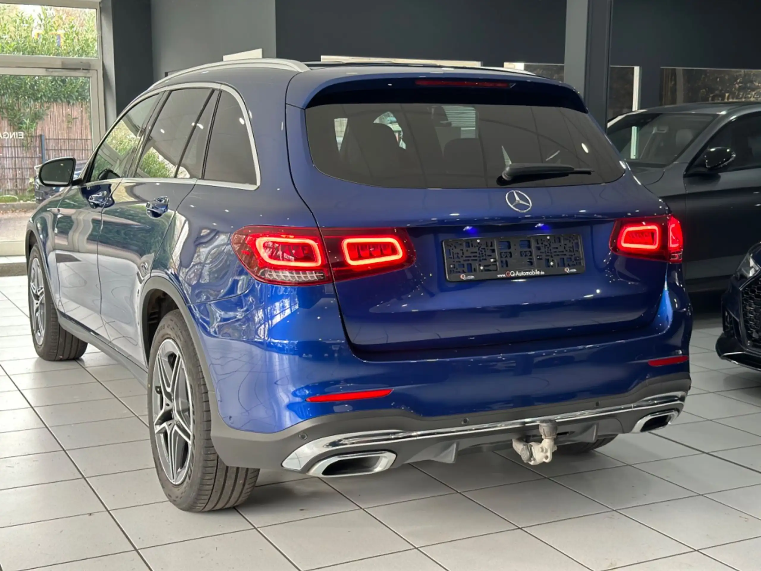 Mercedes-Benz - GLC 220