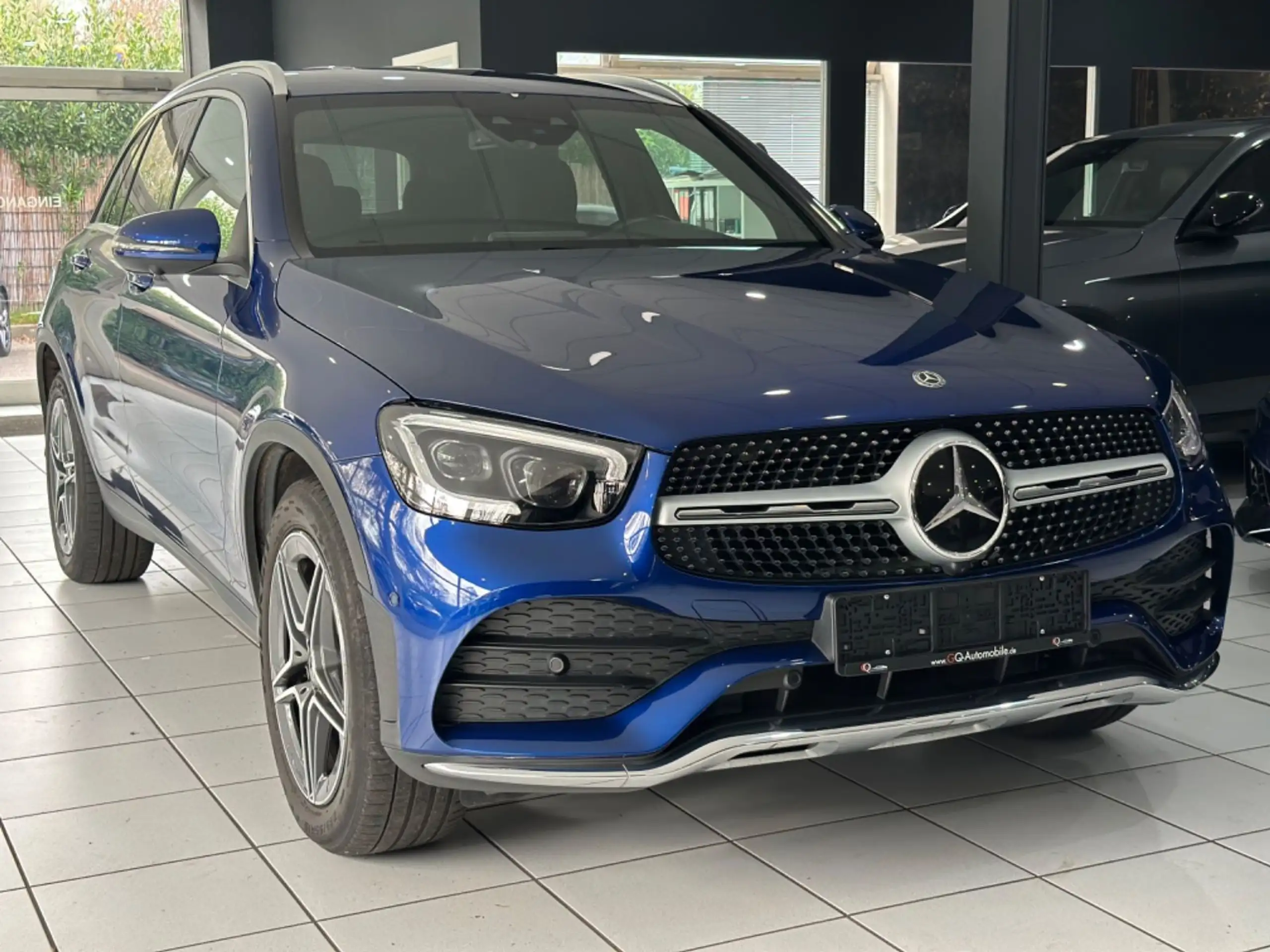 Mercedes-Benz - GLC 220