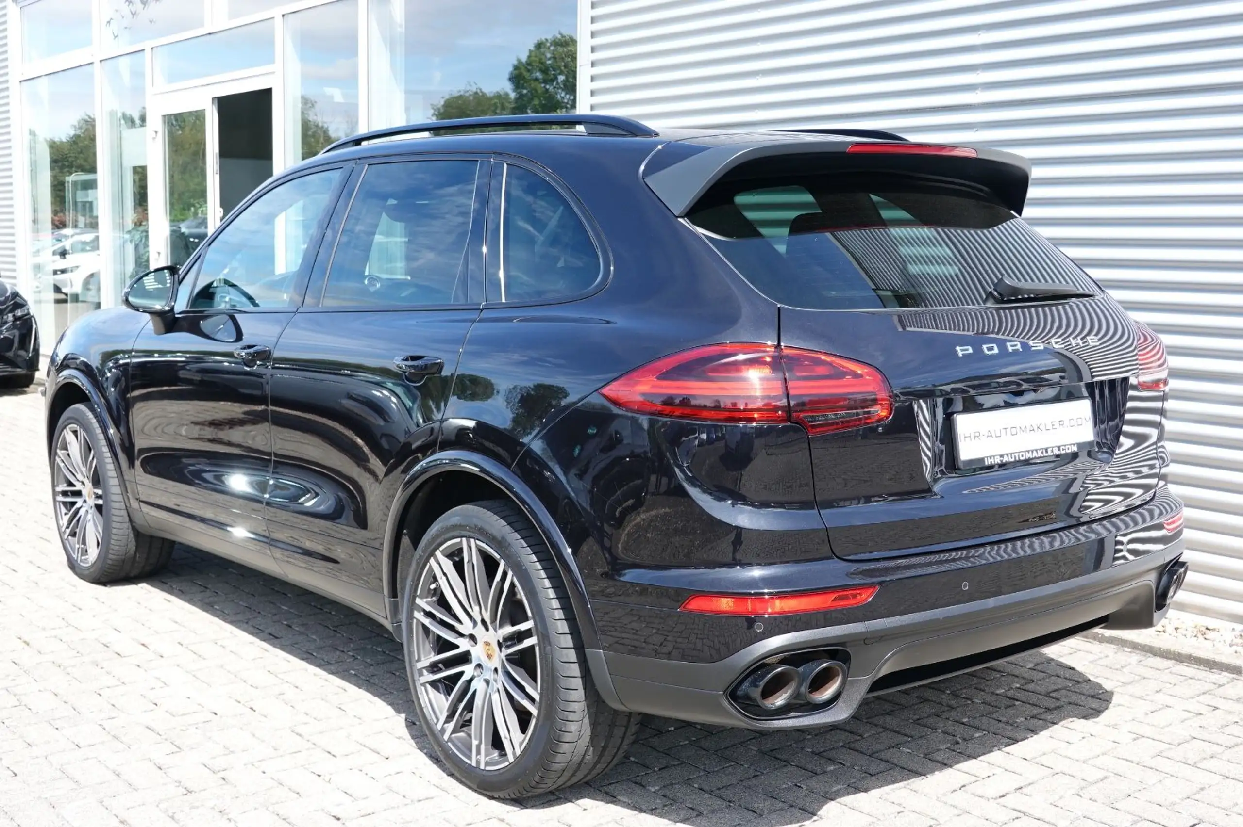 Porsche - Cayenne