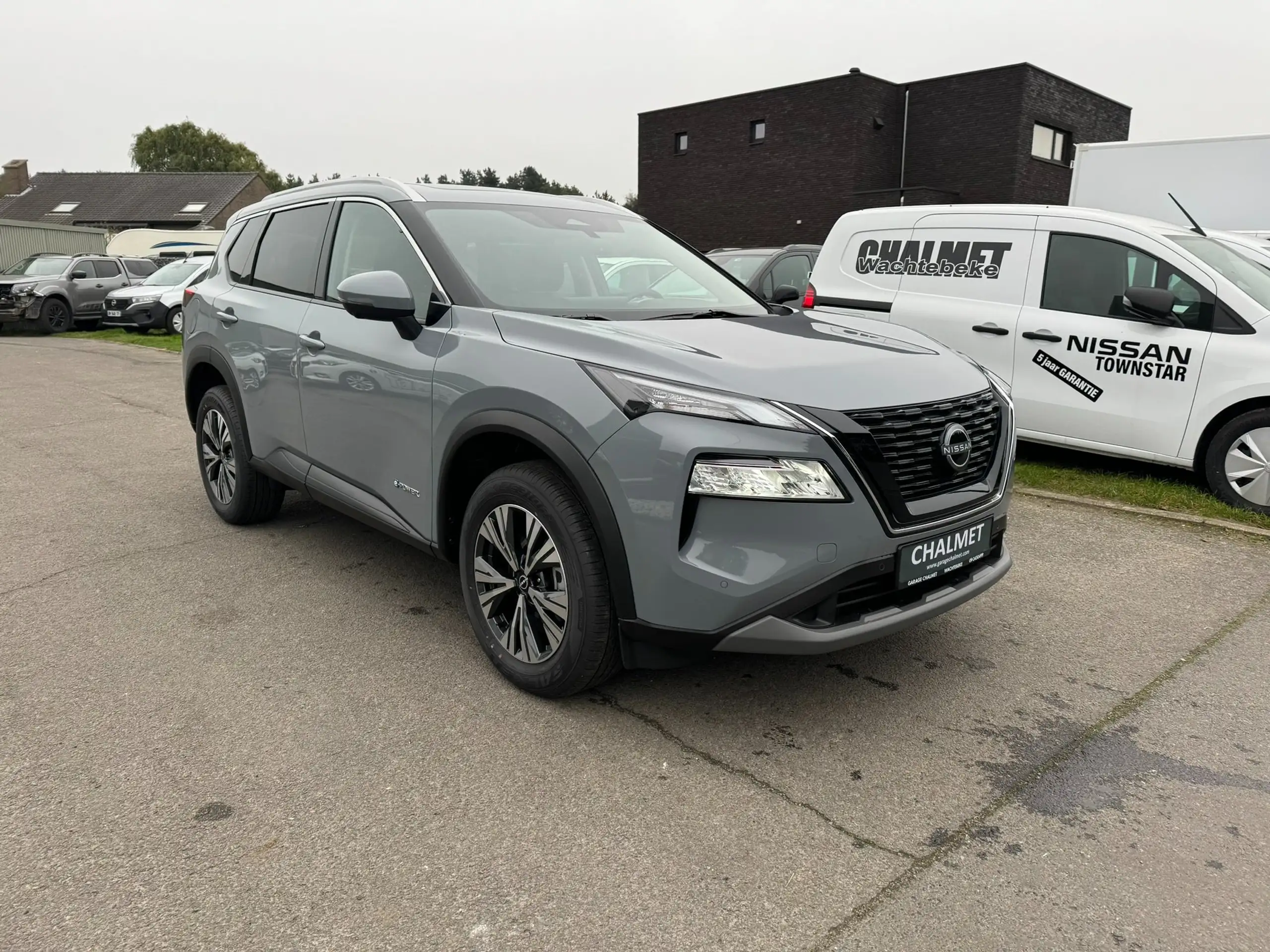 Nissan - X-Trail