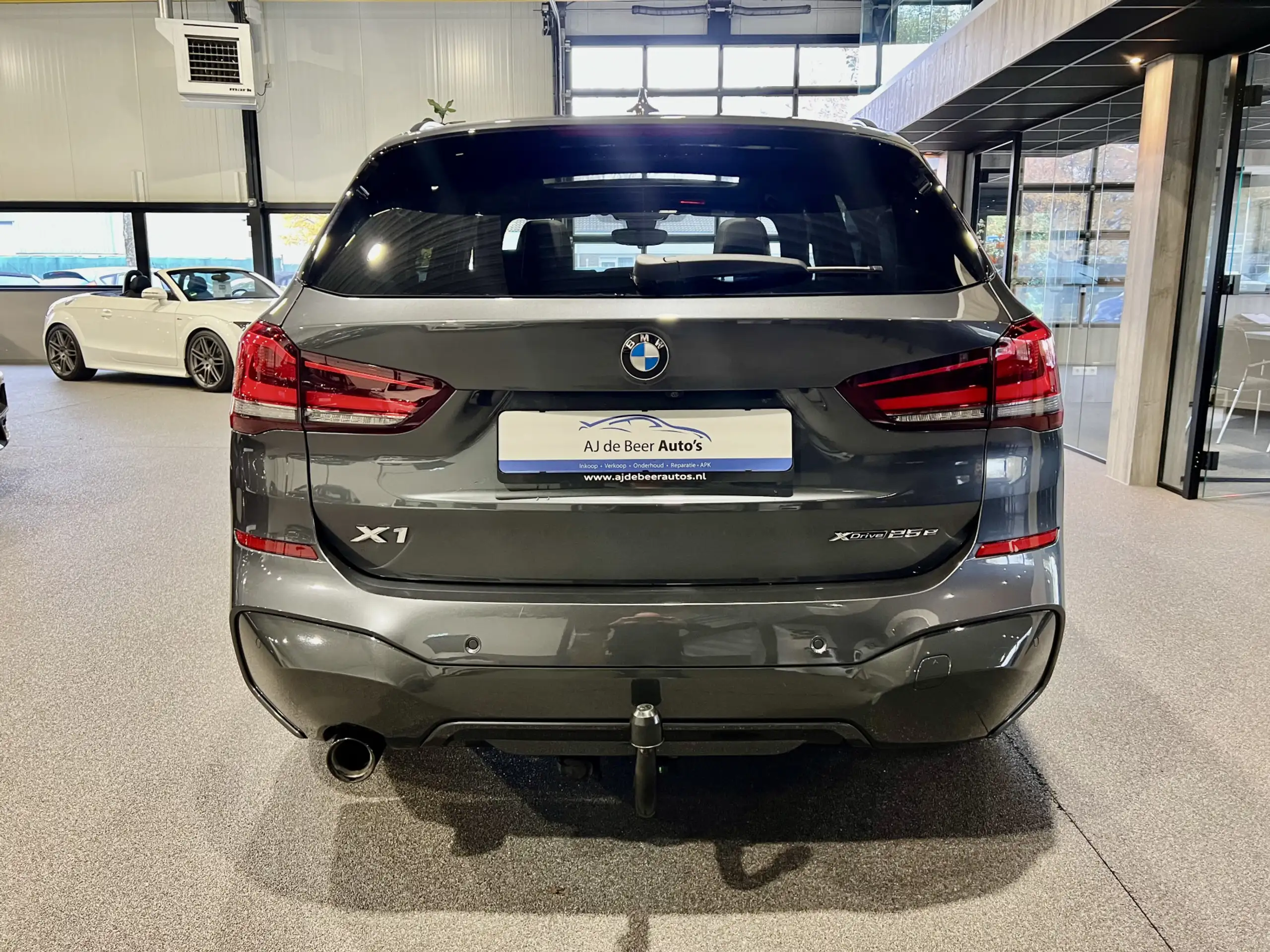 BMW - X1