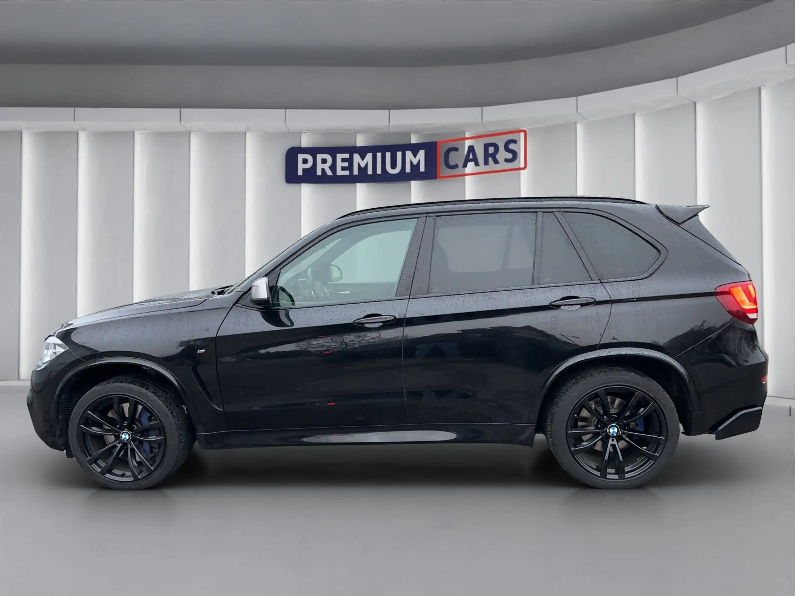 BMW - X5 M