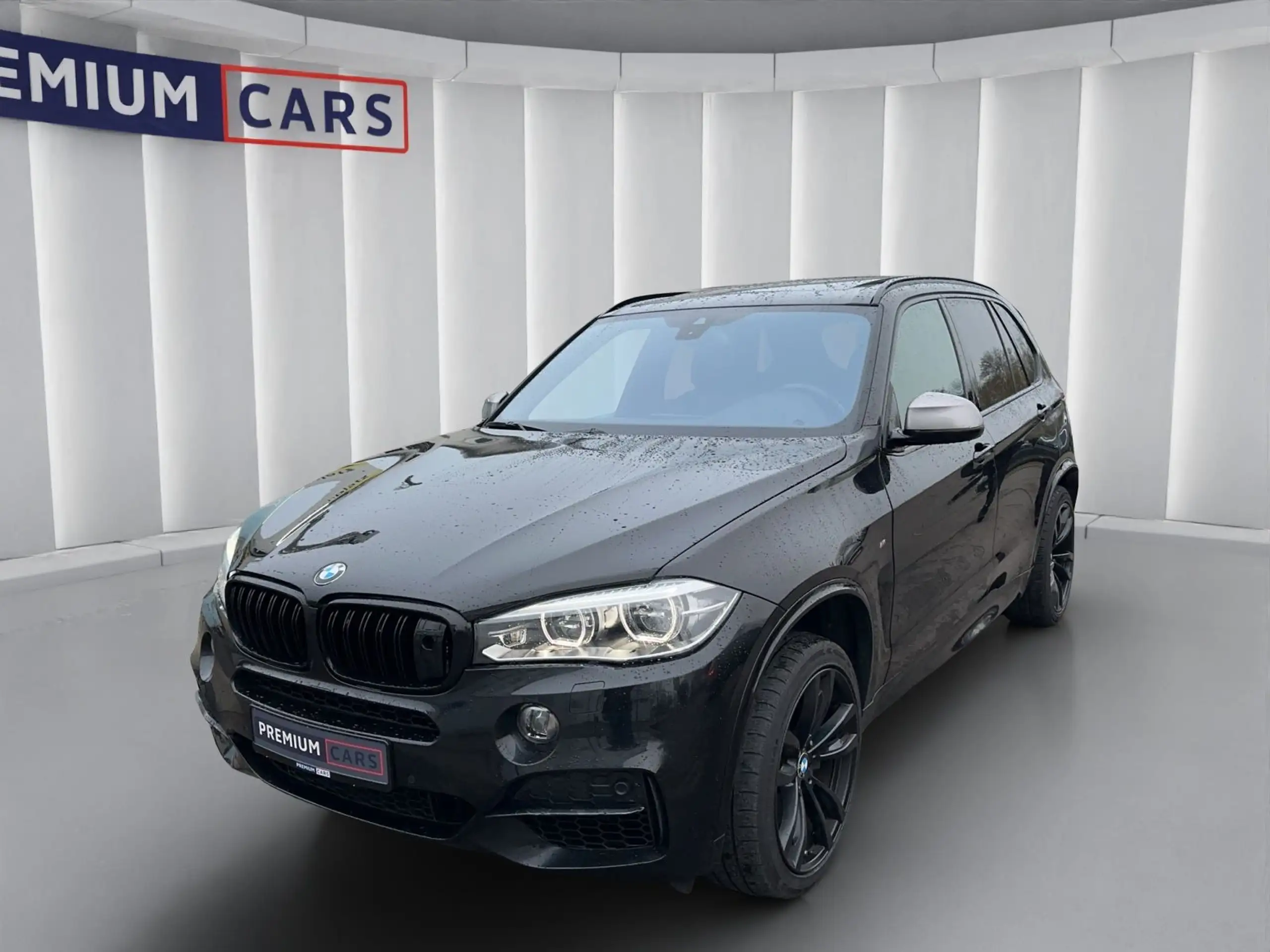 BMW - X5 M