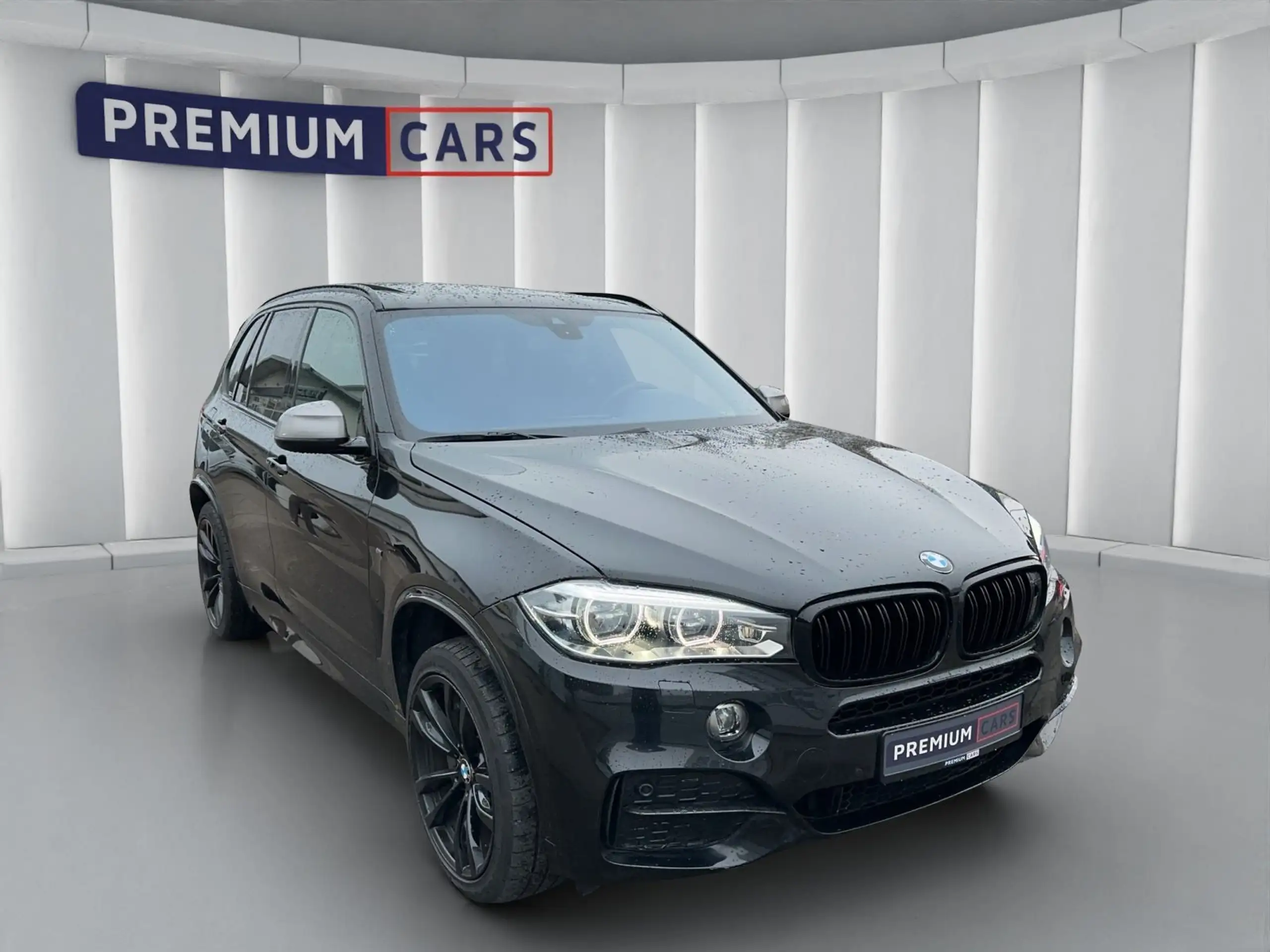 BMW - X5 M