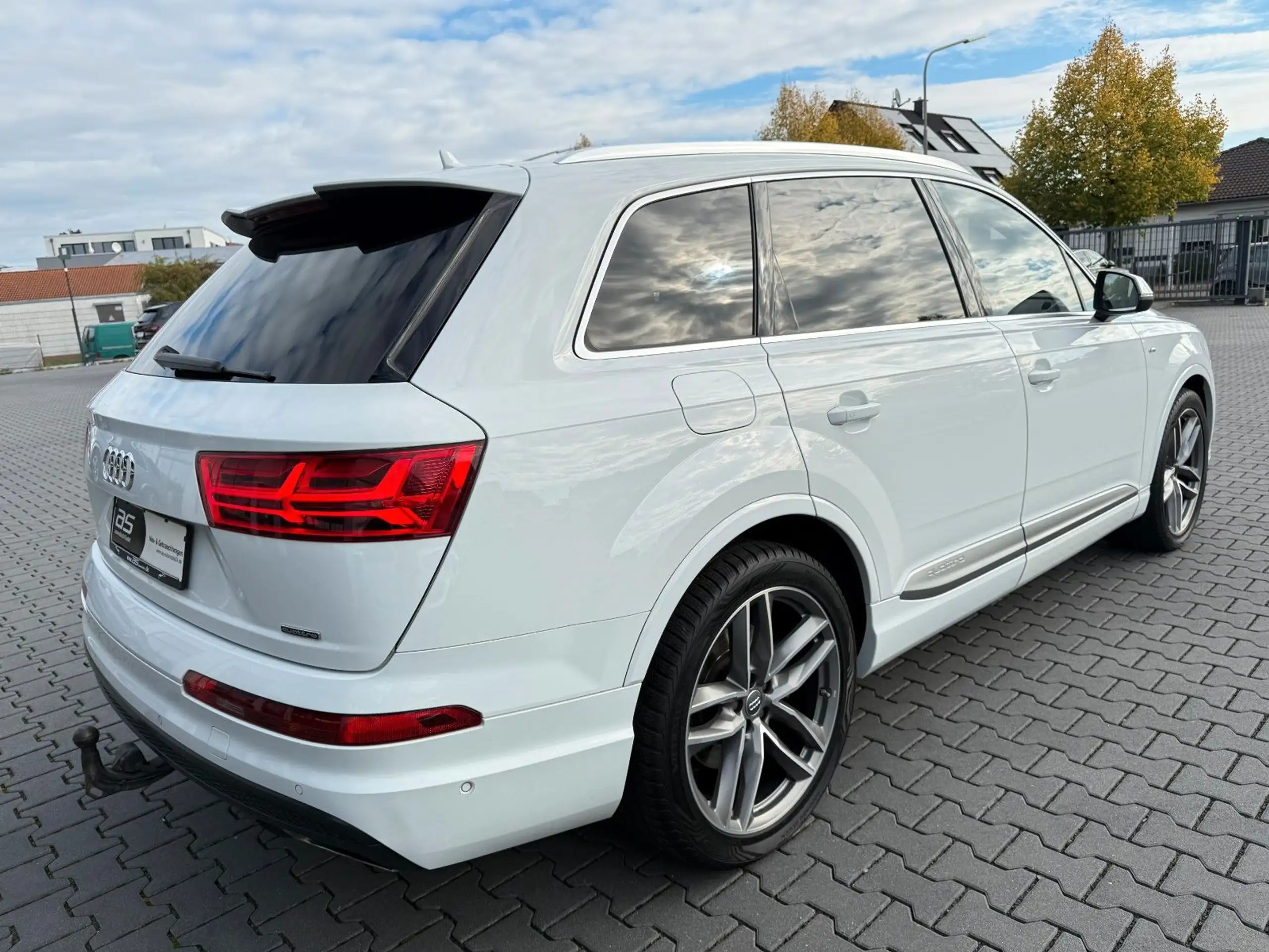 Audi - Q7