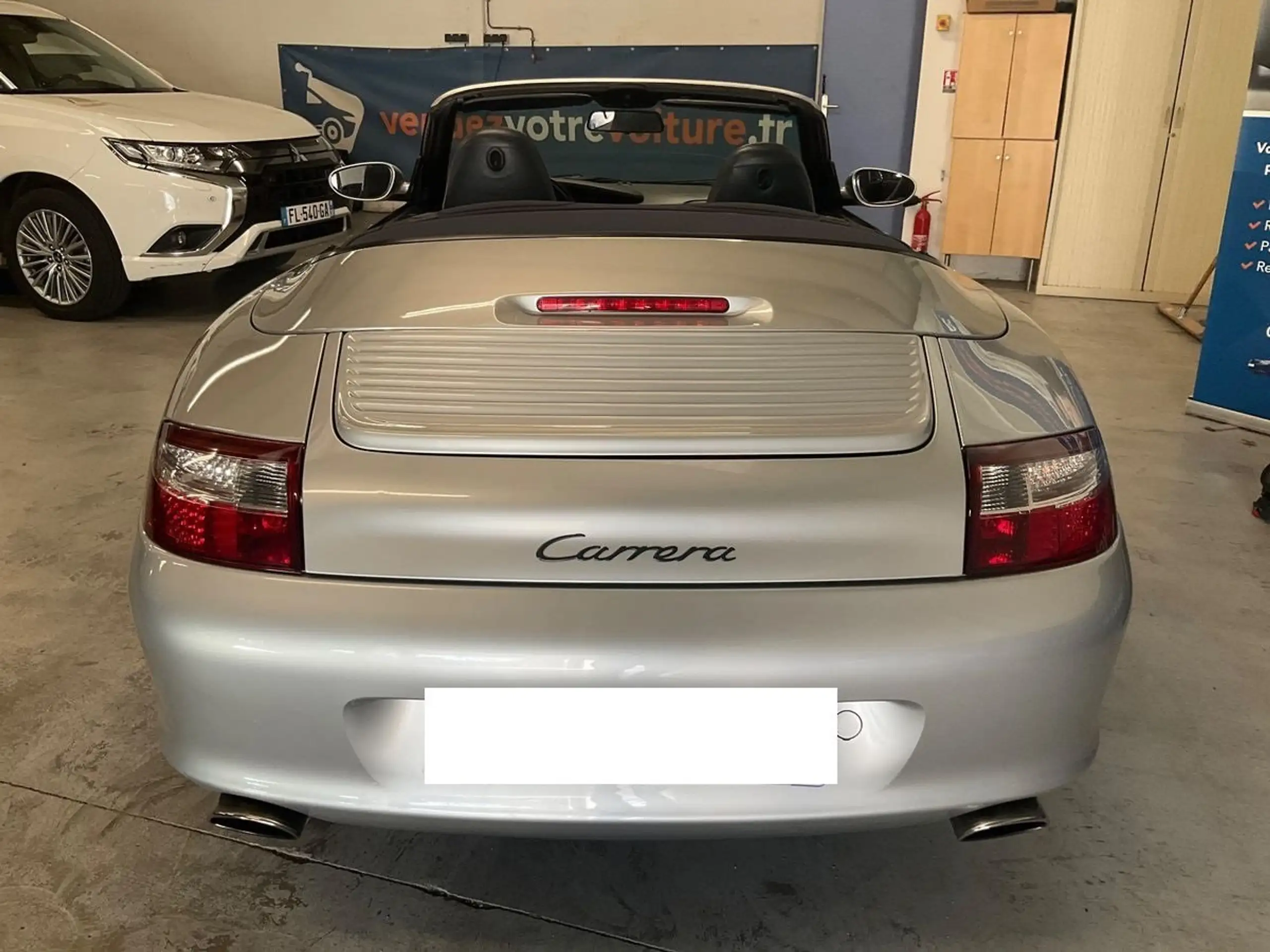 Porsche - 911