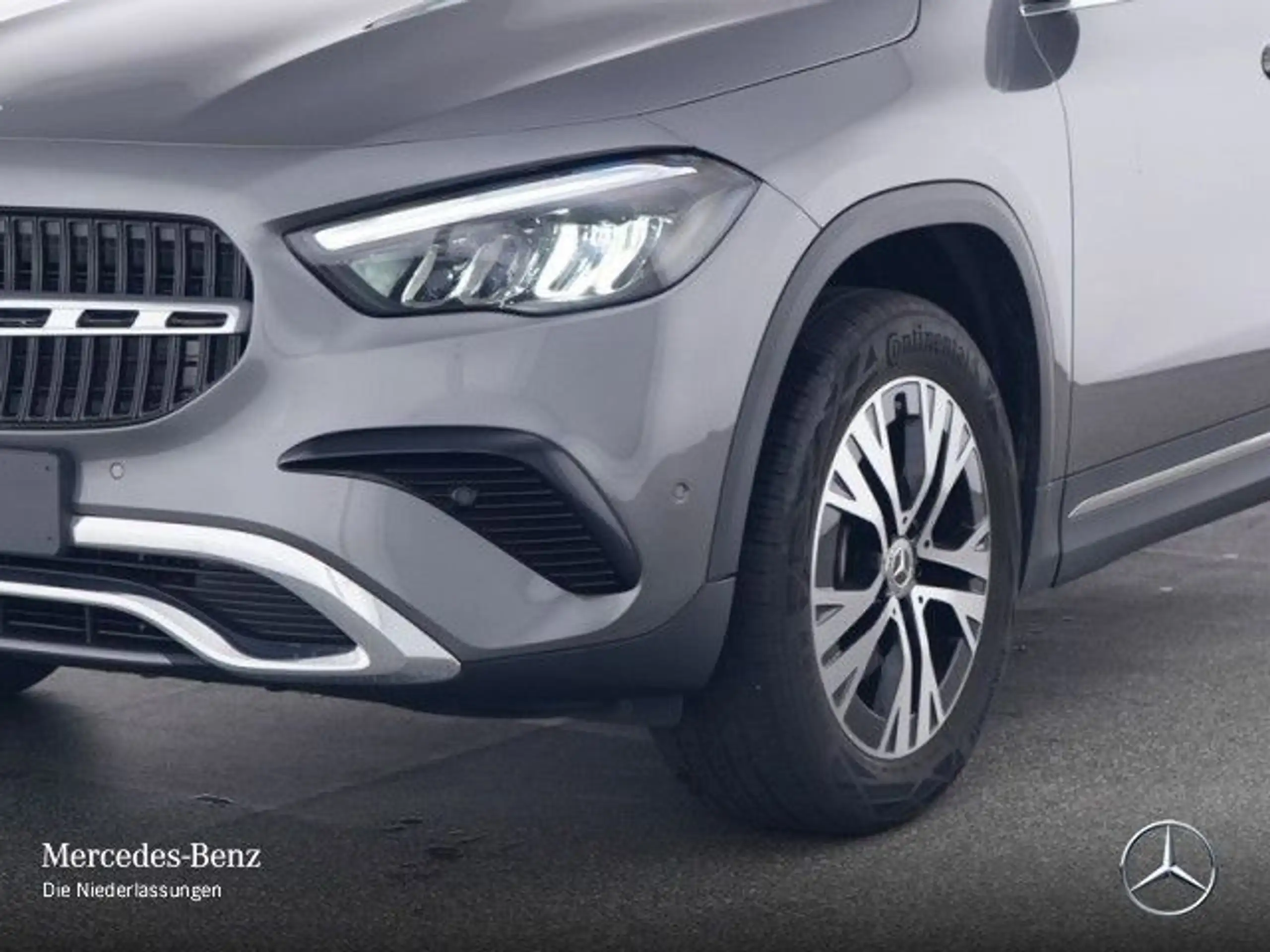 Mercedes-Benz - GLA 200