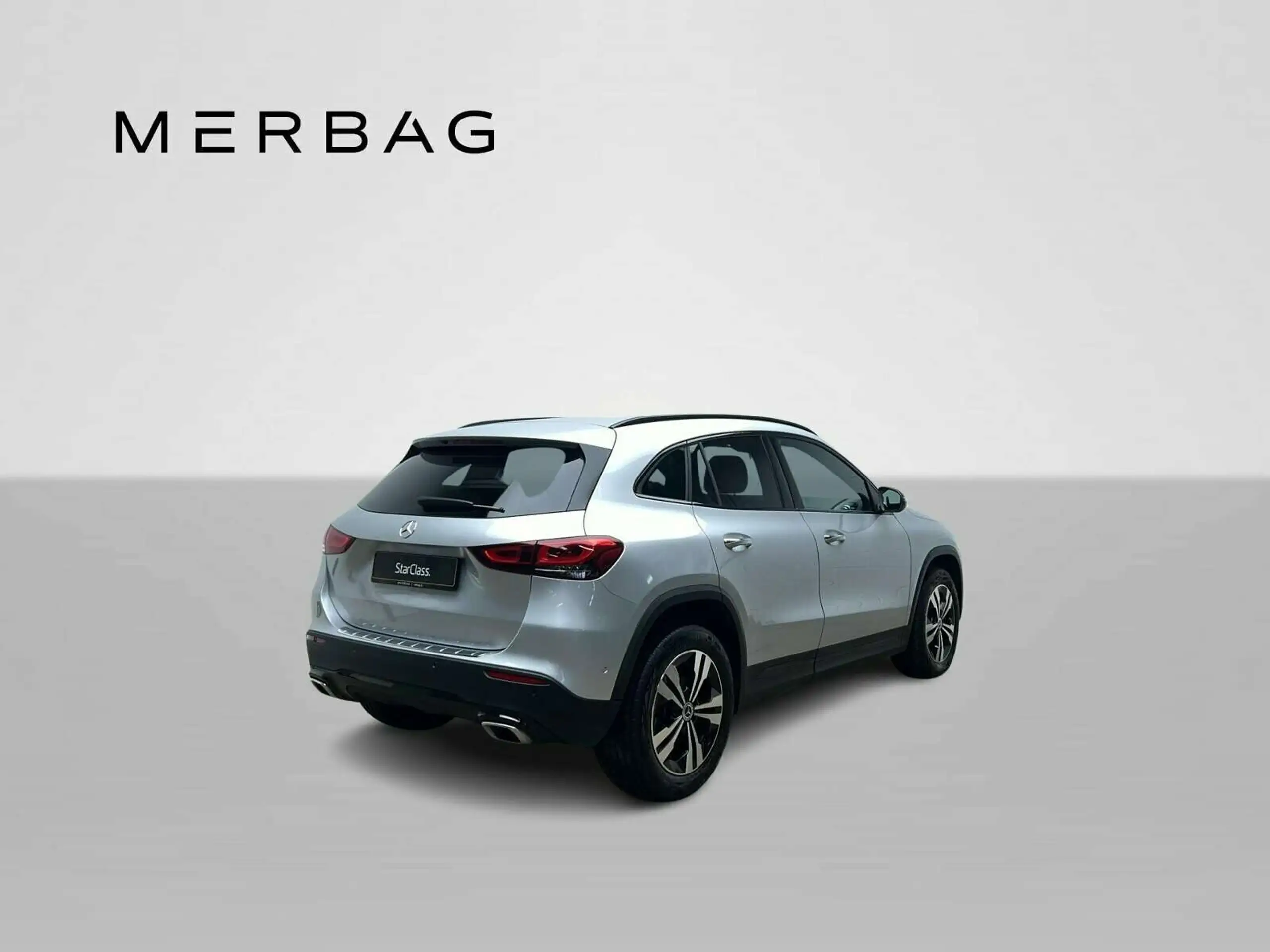 Mercedes-Benz - GLA 200