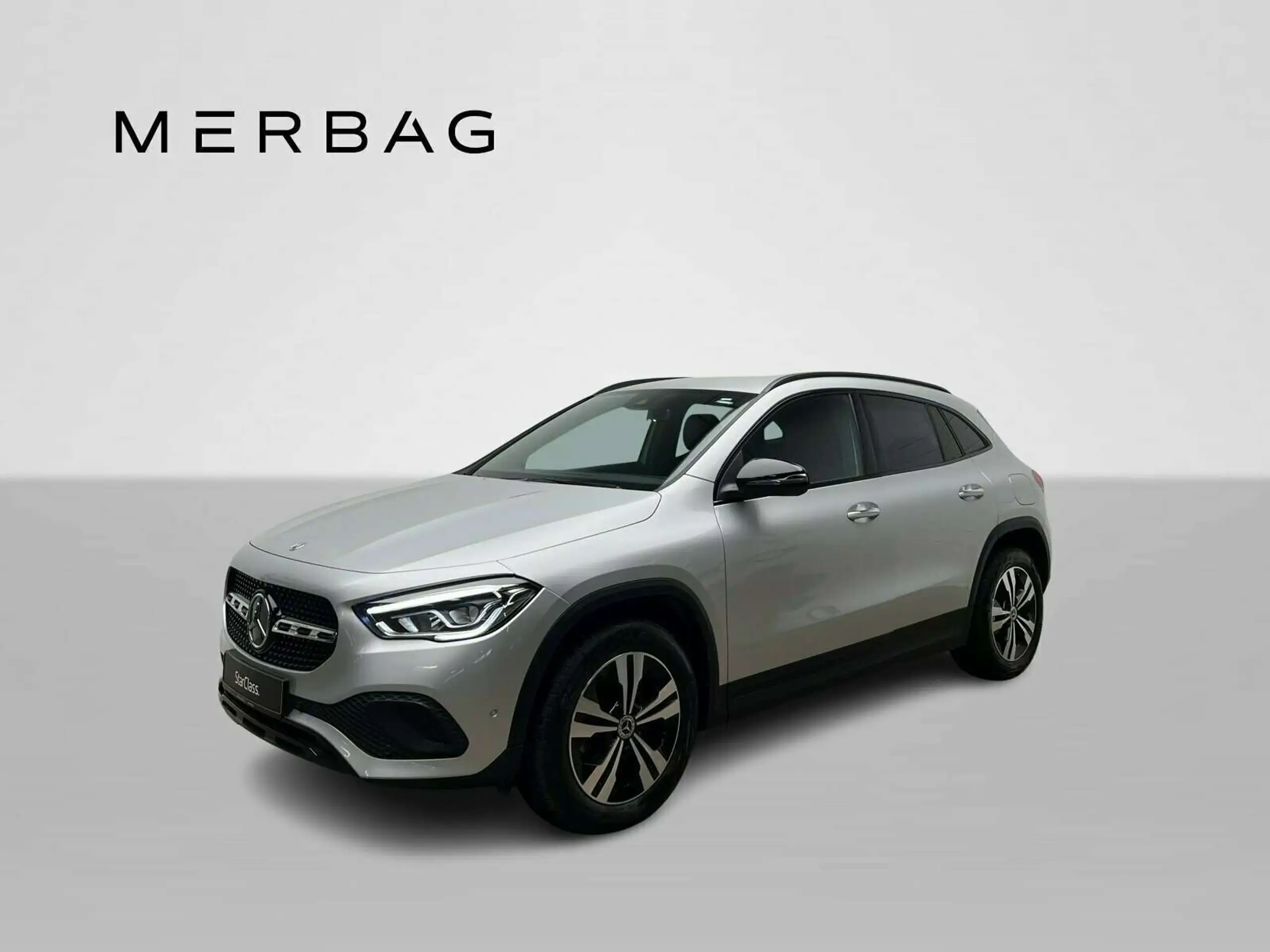 Mercedes-Benz - GLA 200