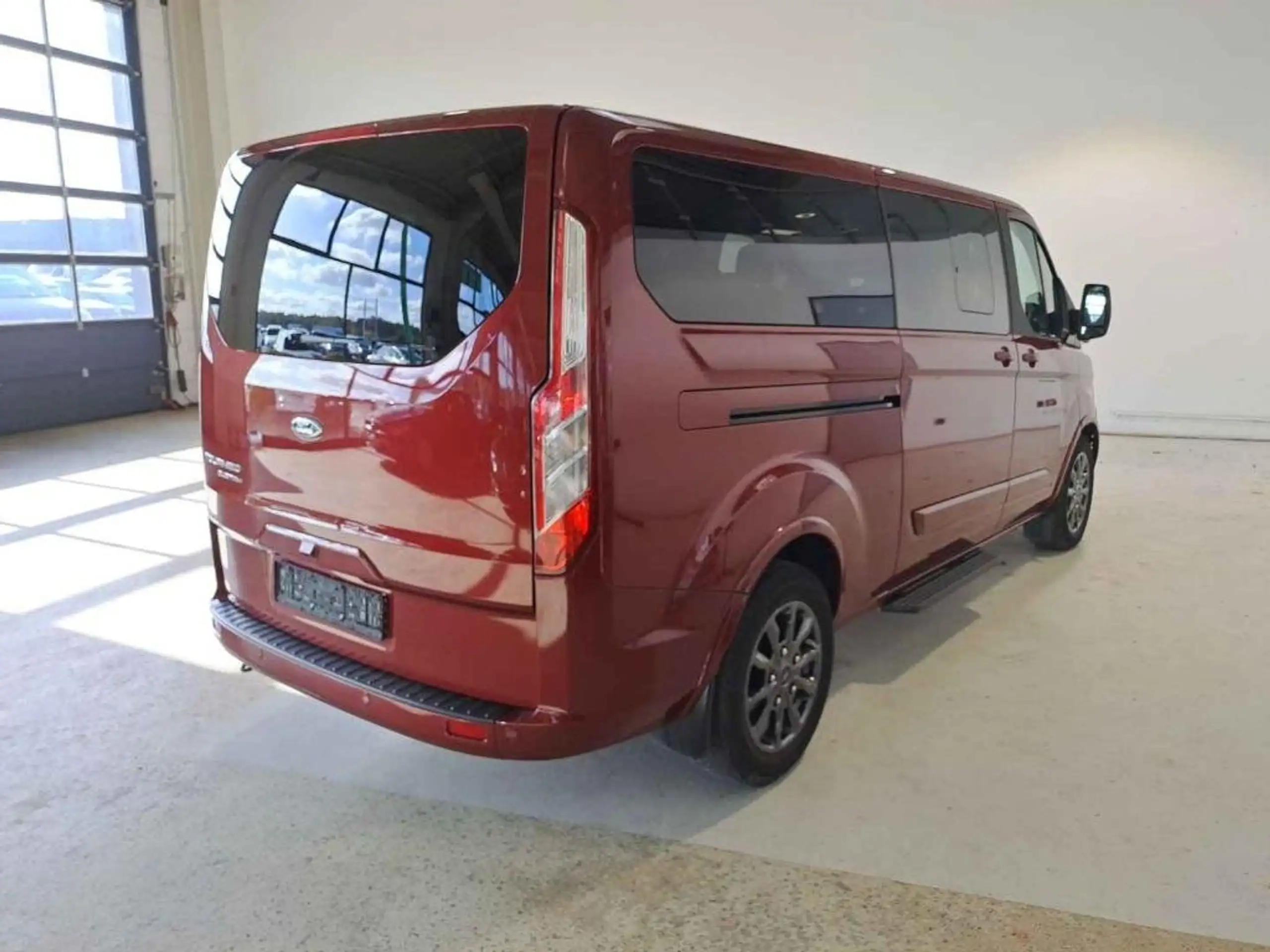 Ford - Tourneo Custom