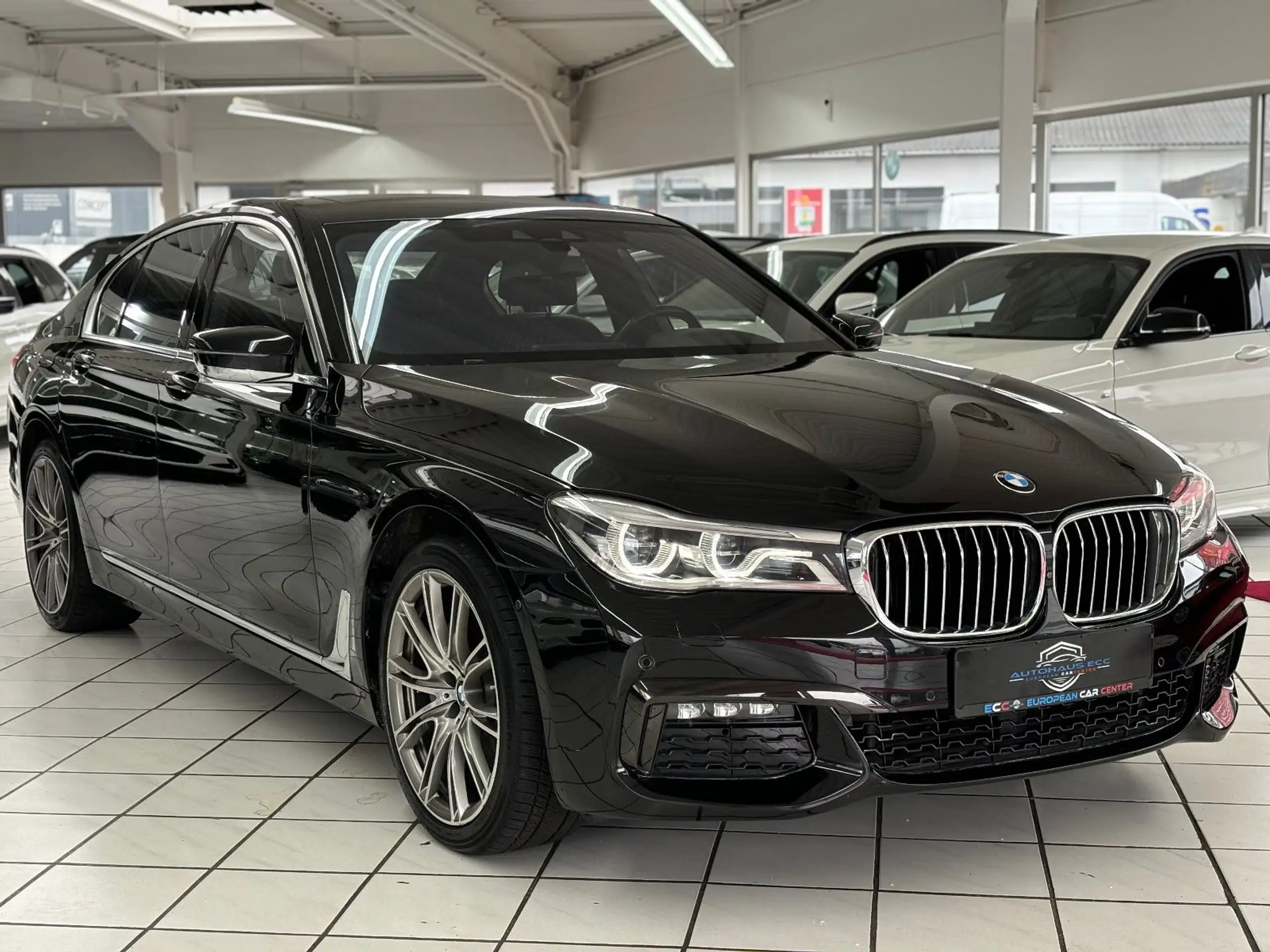 BMW - 740