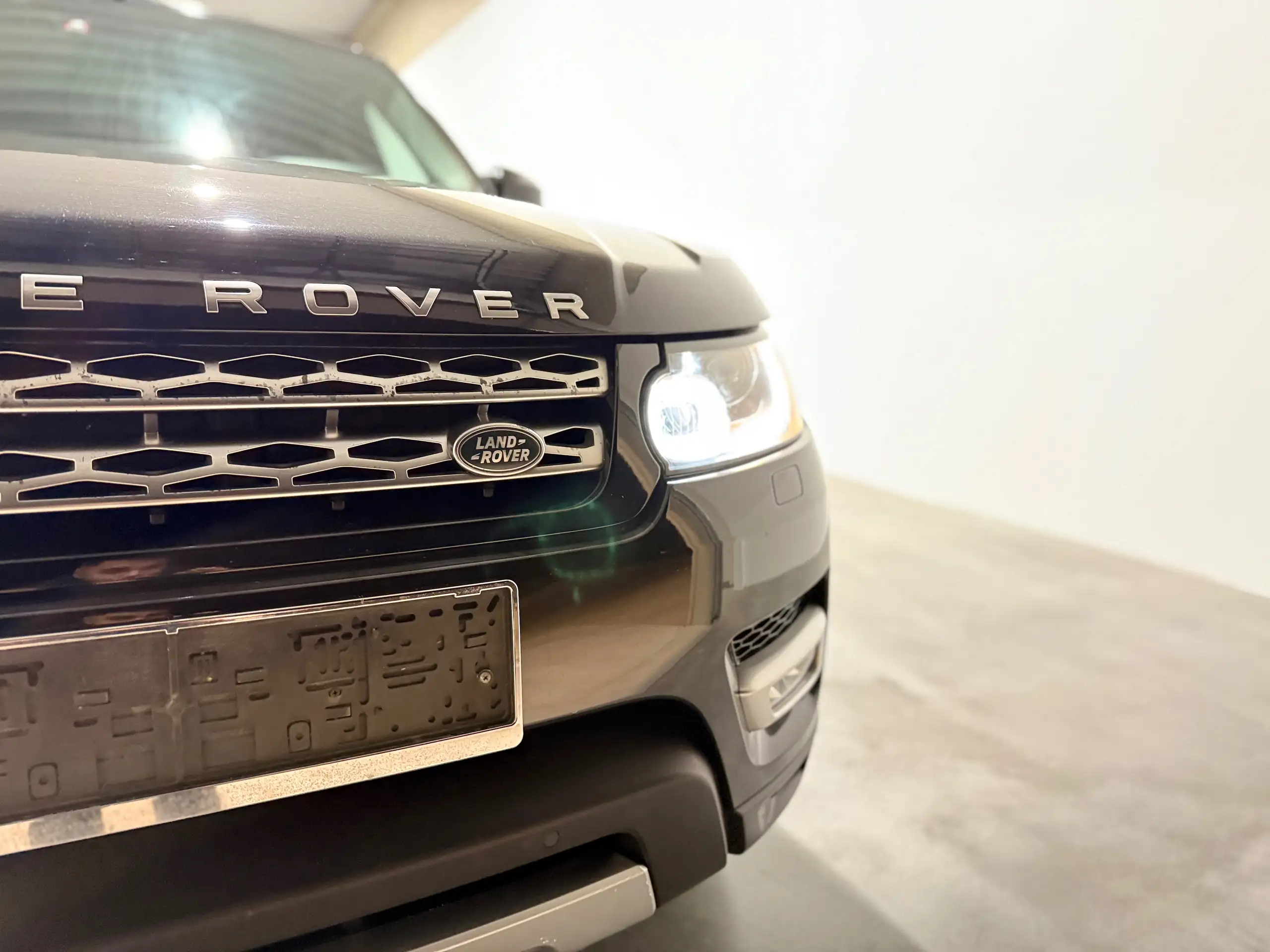 Land Rover - Range Rover Sport